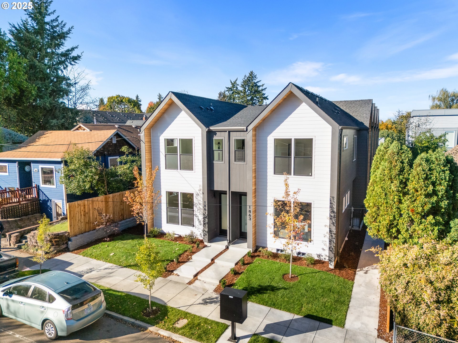 11990 SW CORBY DR UNIT 2, Portland, OR, 97225