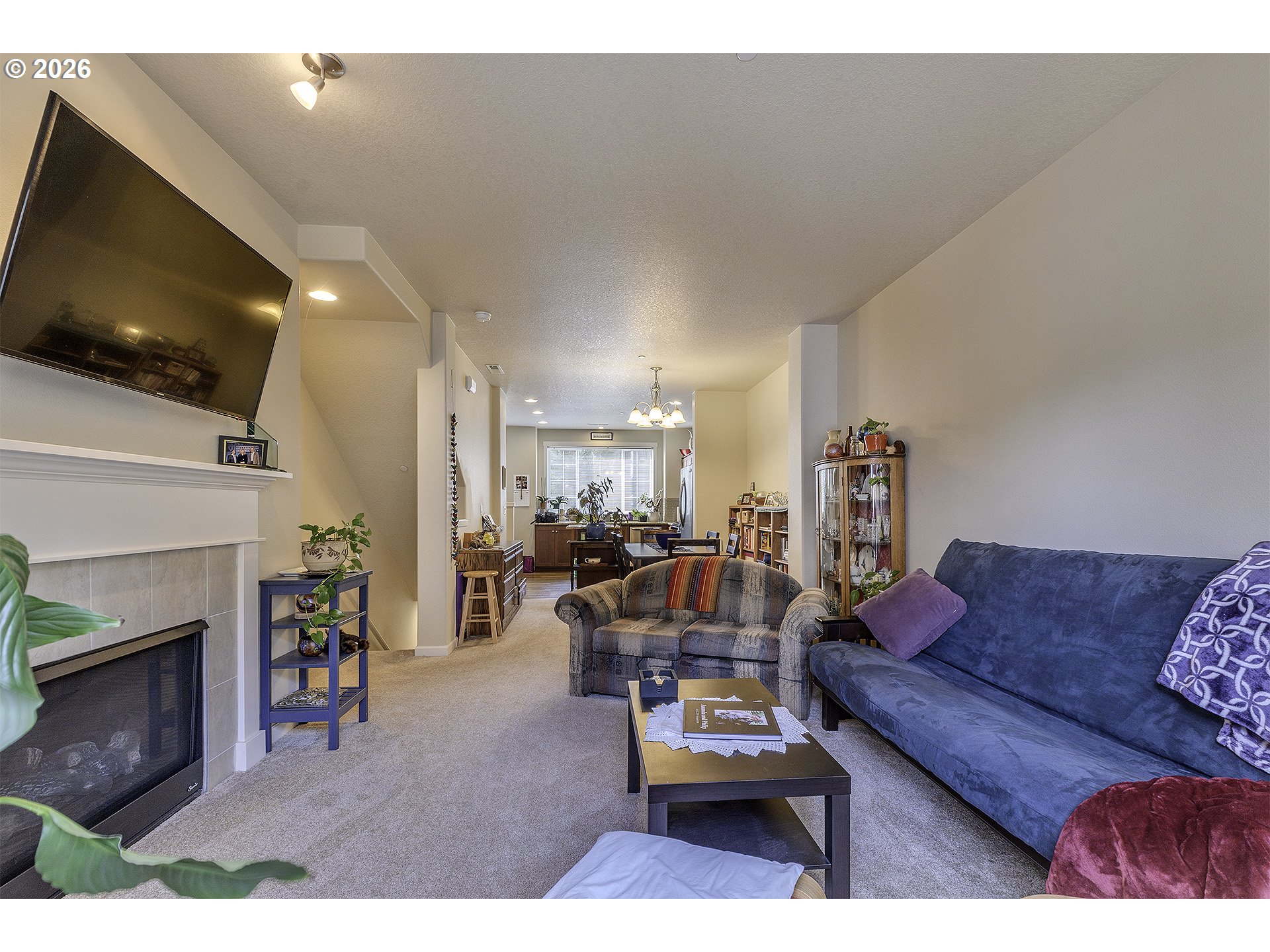 Photo #9: 641077170 Listing: Photo #9