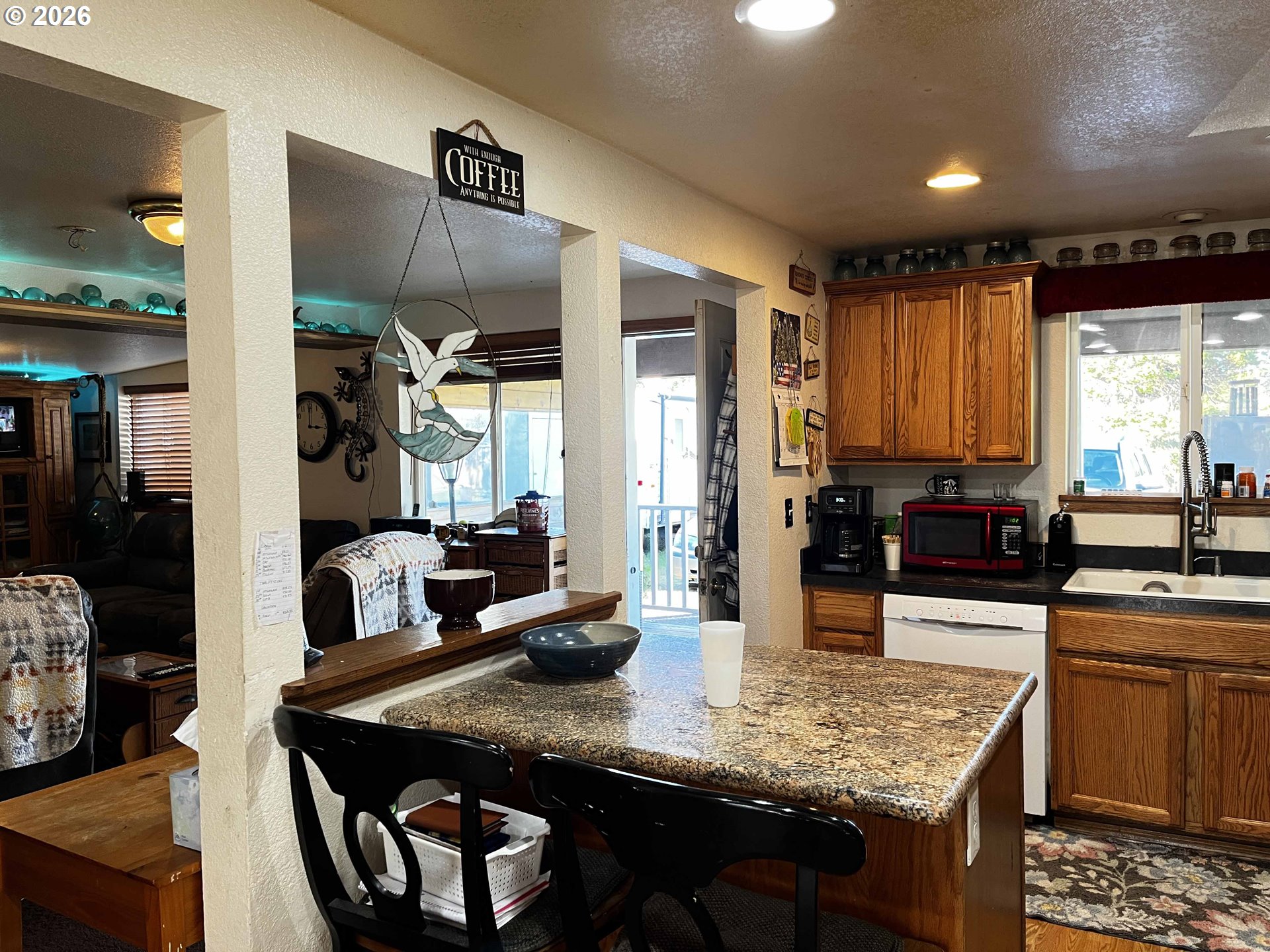 1890 37TH ST, Florence, OR, 97439