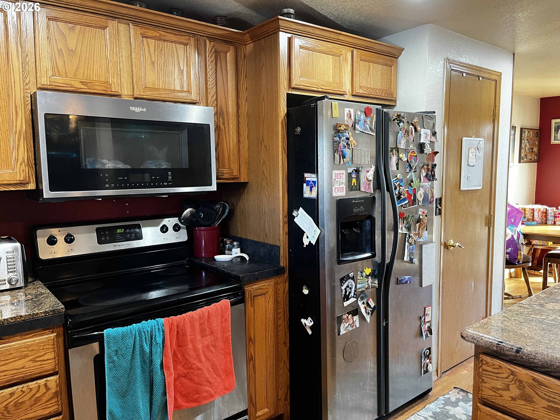 1890 37TH ST, Florence, OR, 97439
