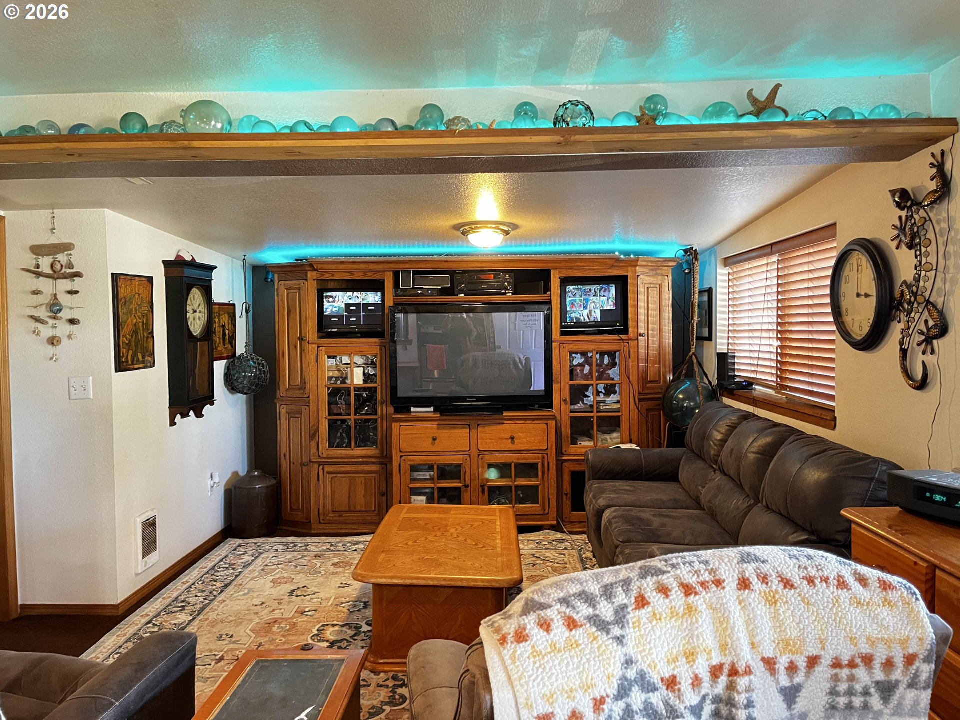 1890 37TH ST, Florence, OR, 97439