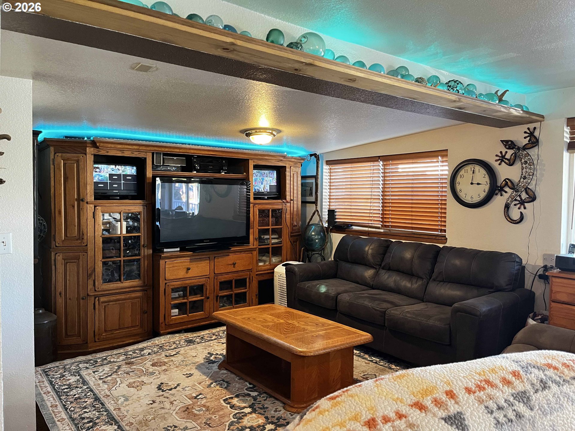 1890 37TH ST, Florence, OR, 97439