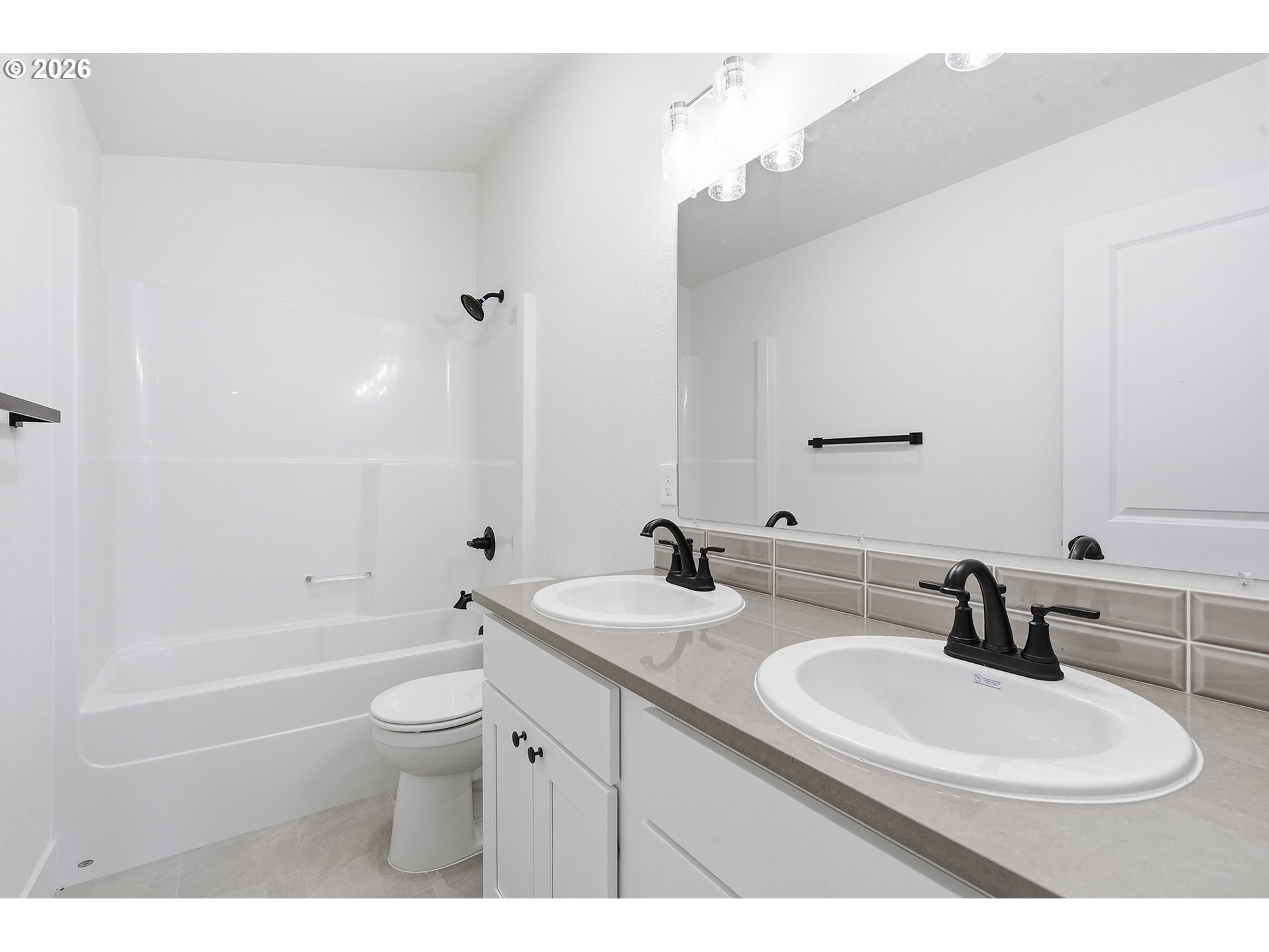 Photo #18: 641392330 Listing: Photo #18