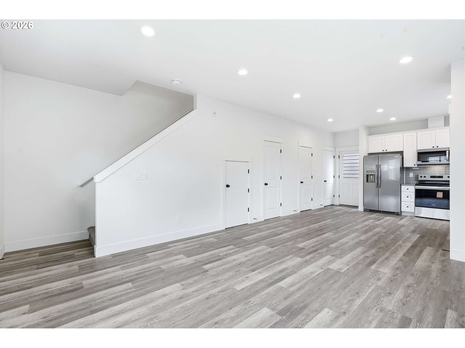 Photo #8: 641392330 Listing: Photo #8