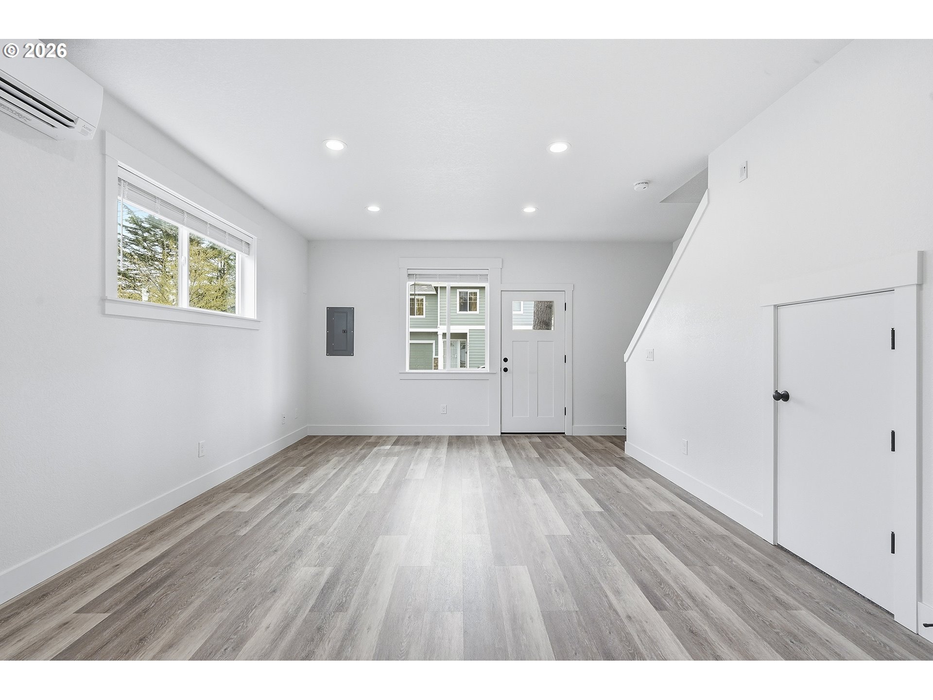 Photo #9: 641392330 Listing: Photo #9