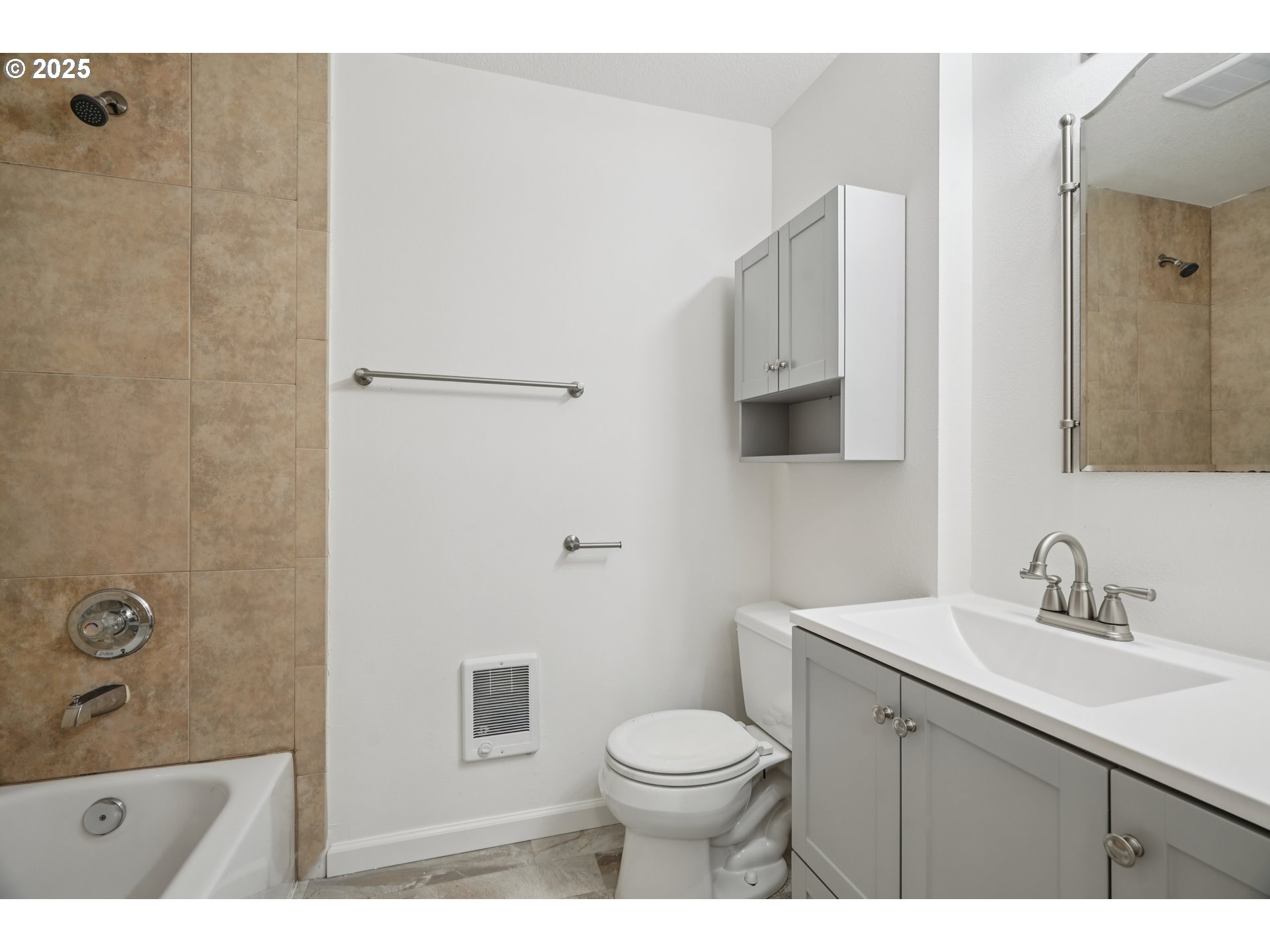 Photo #19: 641917932 Listing: Photo #19