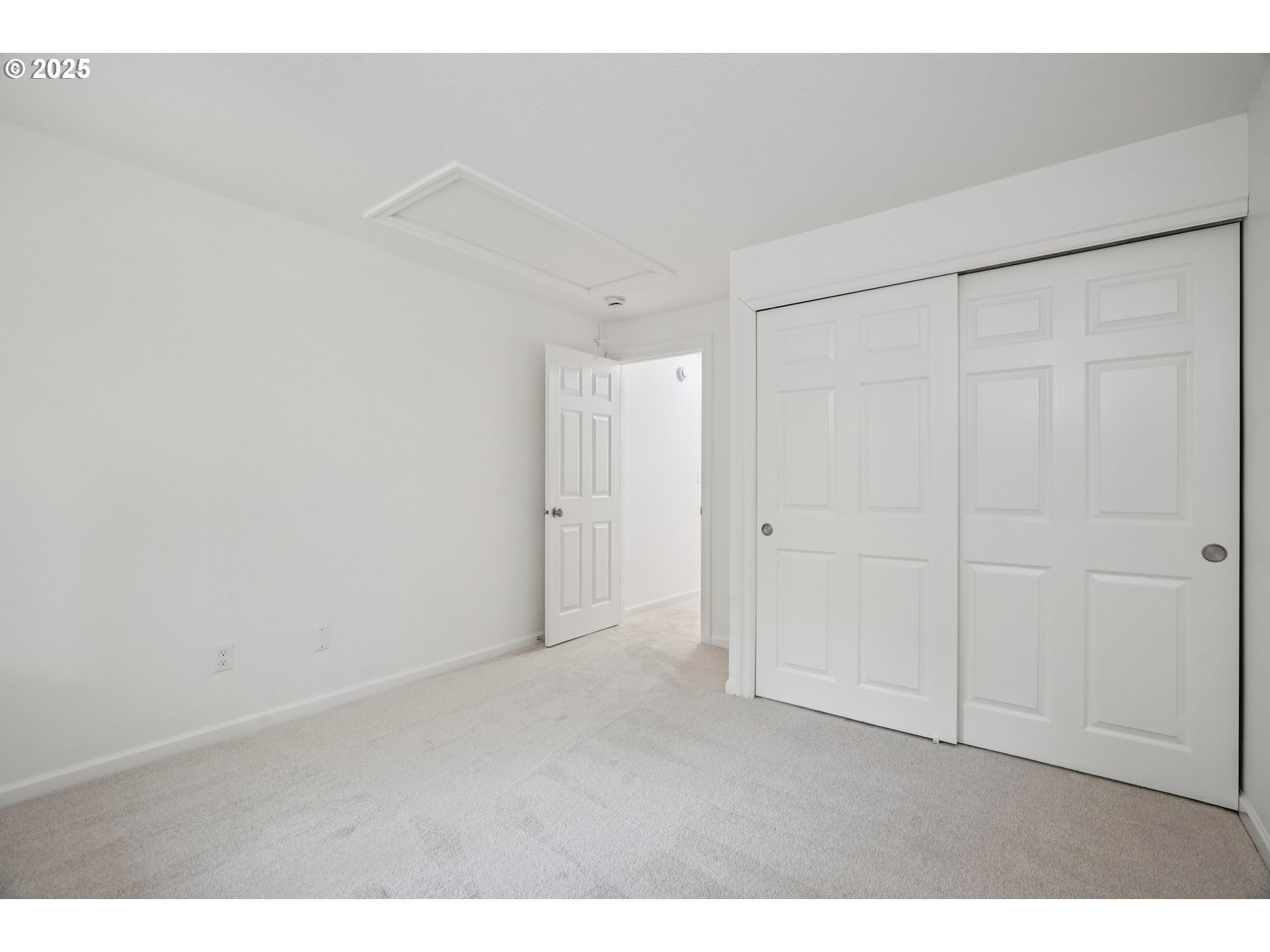 Photo #22: 641917932 Listing: Photo #22