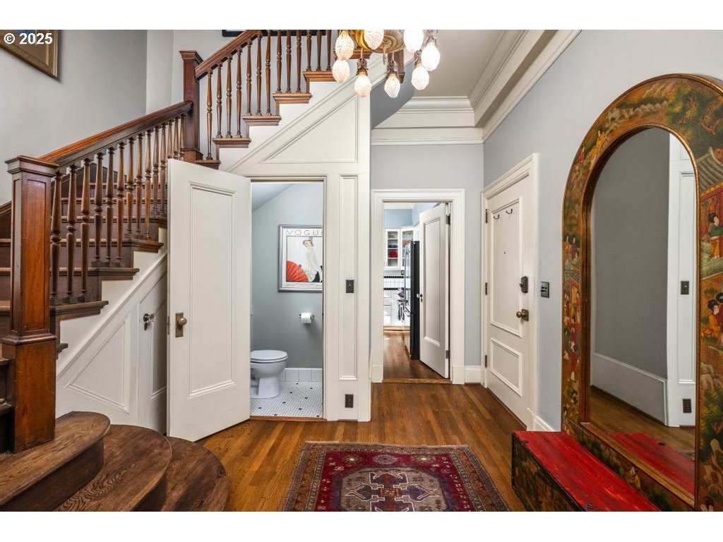 Photo #3: 641989780 Listing 
