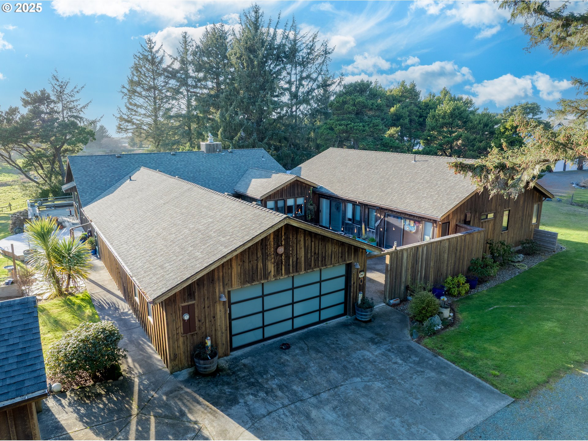 3275 GOLF LINKS RD