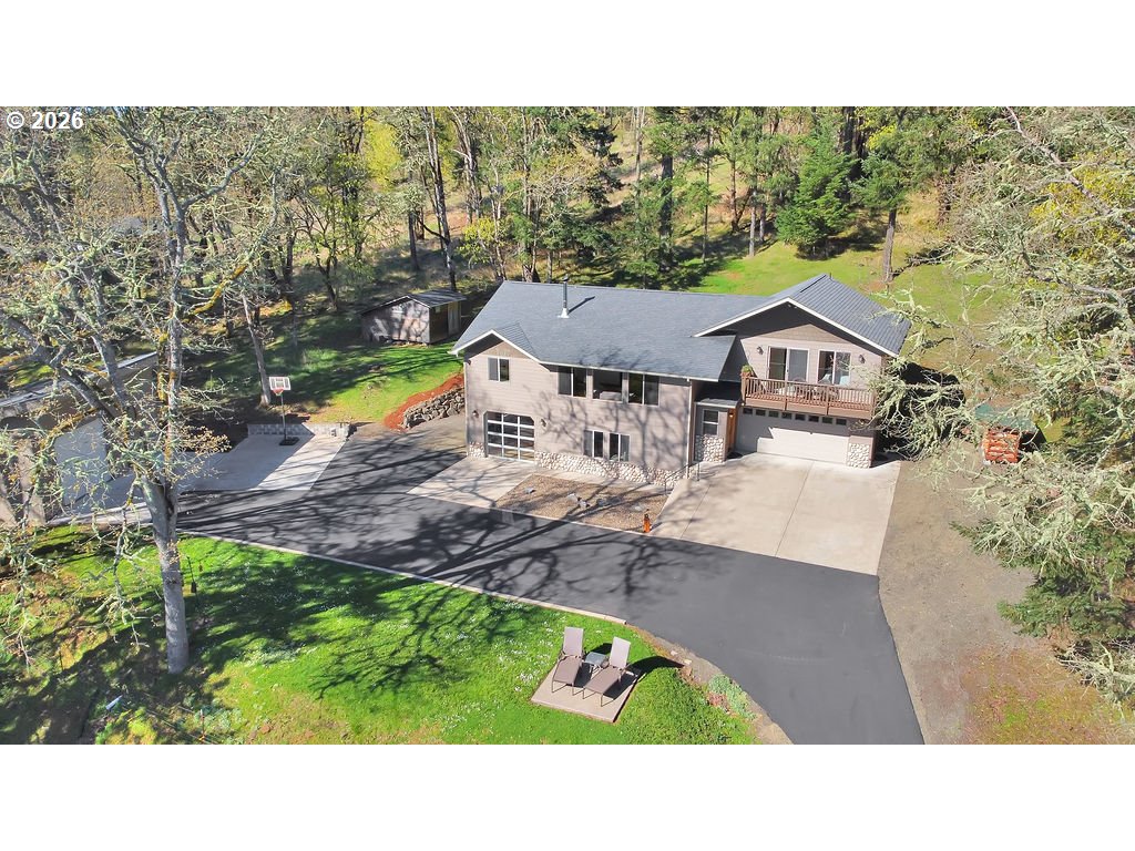 10435 SE Heritage RD, Happy Valley, OR, 97086