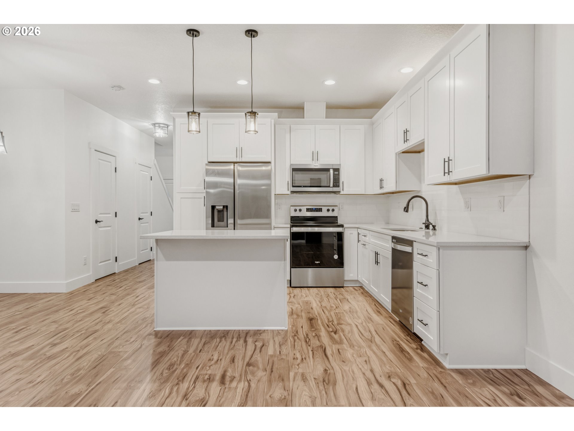 Photo #5: 644163188 Listing: Photo #5