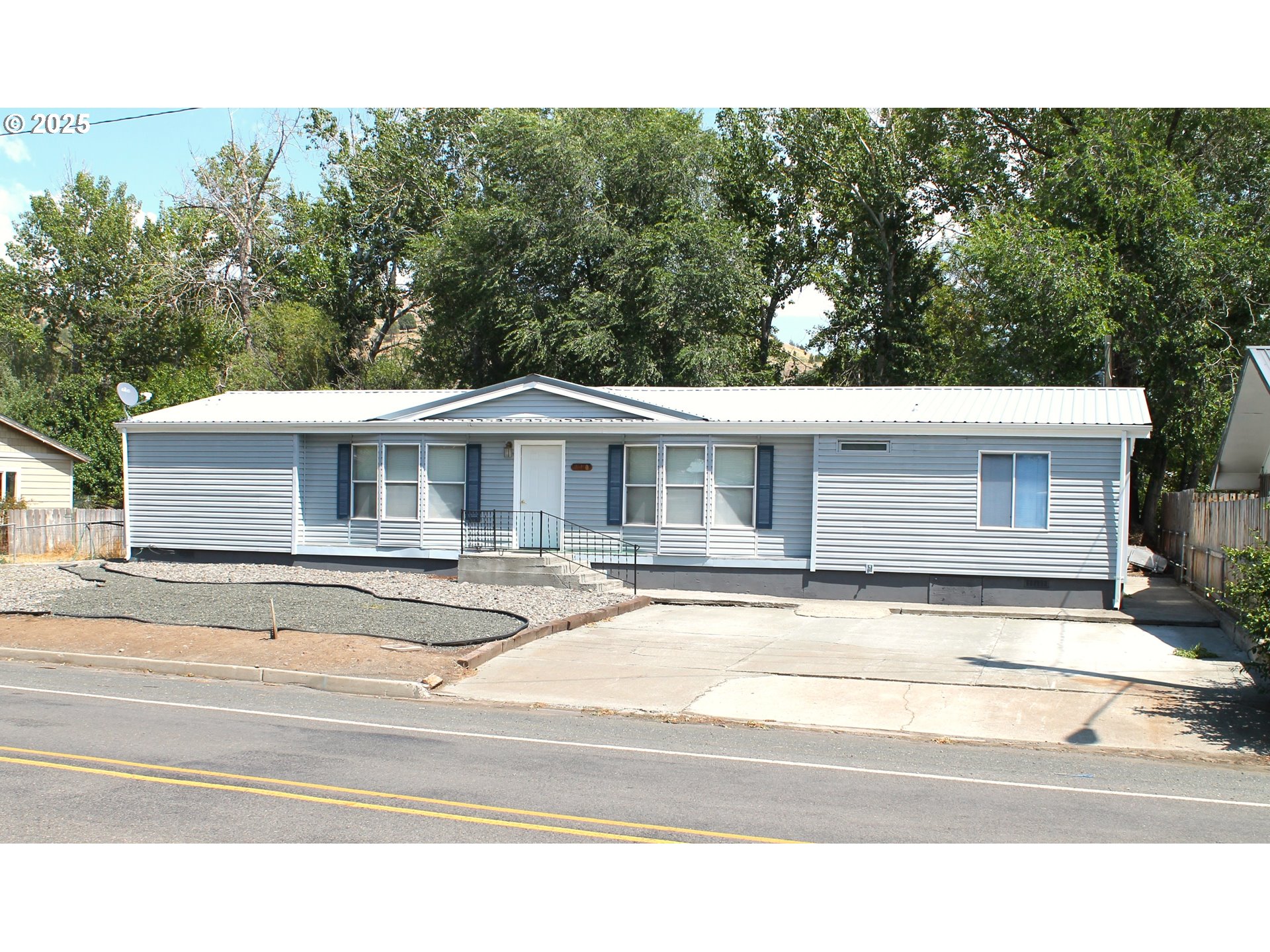 1025 S 6TH ST UNIT 83, Harrisburg, OR, 97446