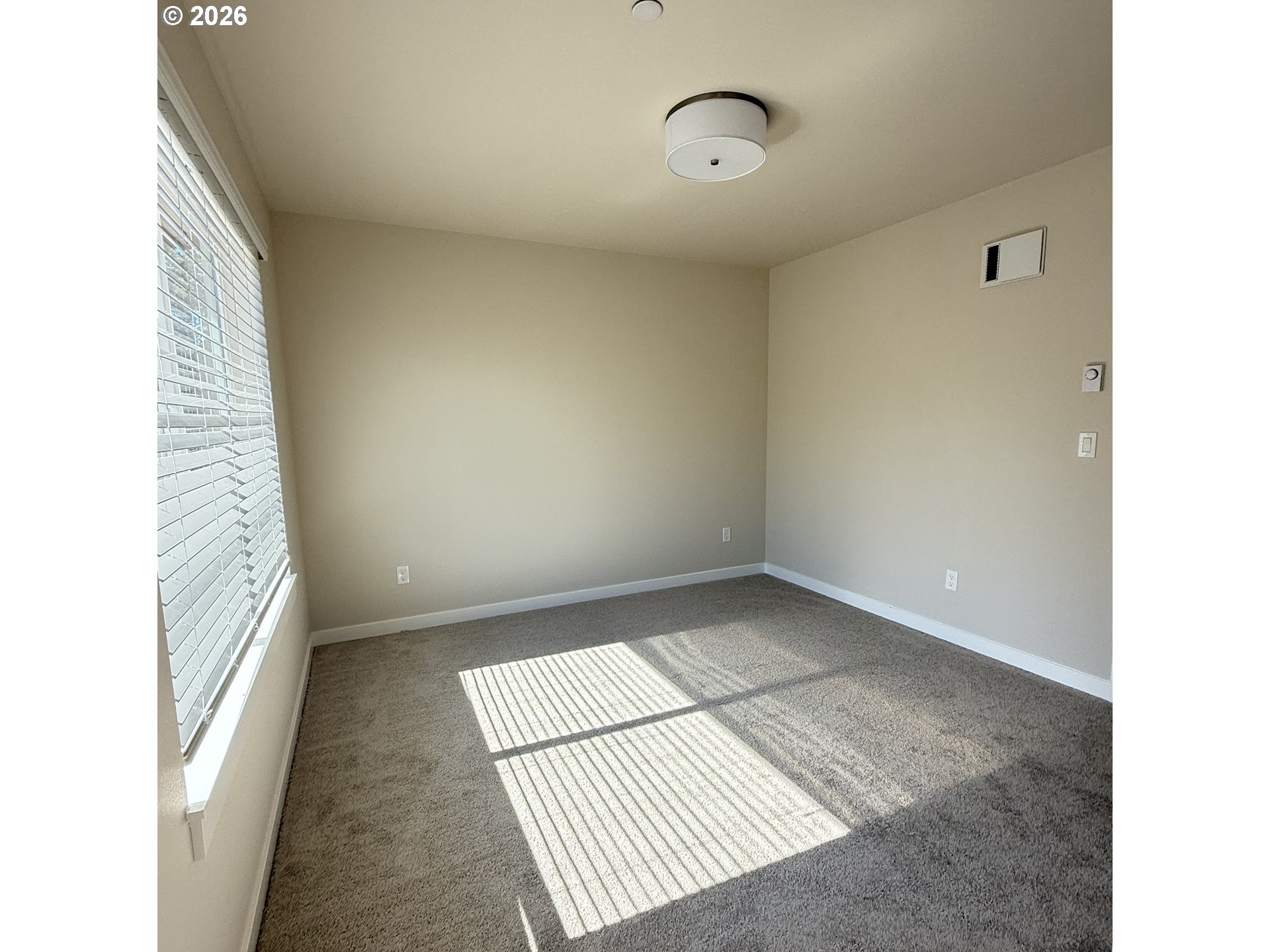 Photo #7: 645891347 Listing: Photo #7