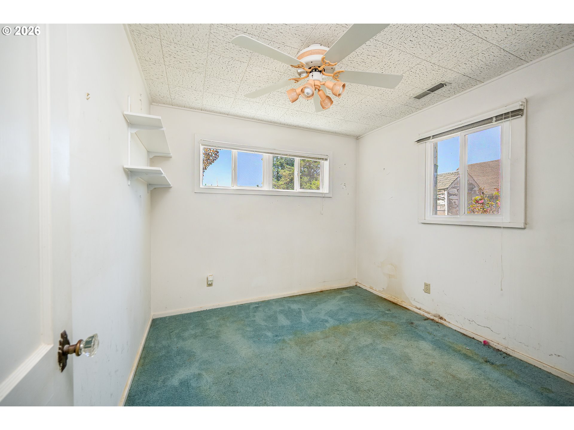 Property photo 12 of 34