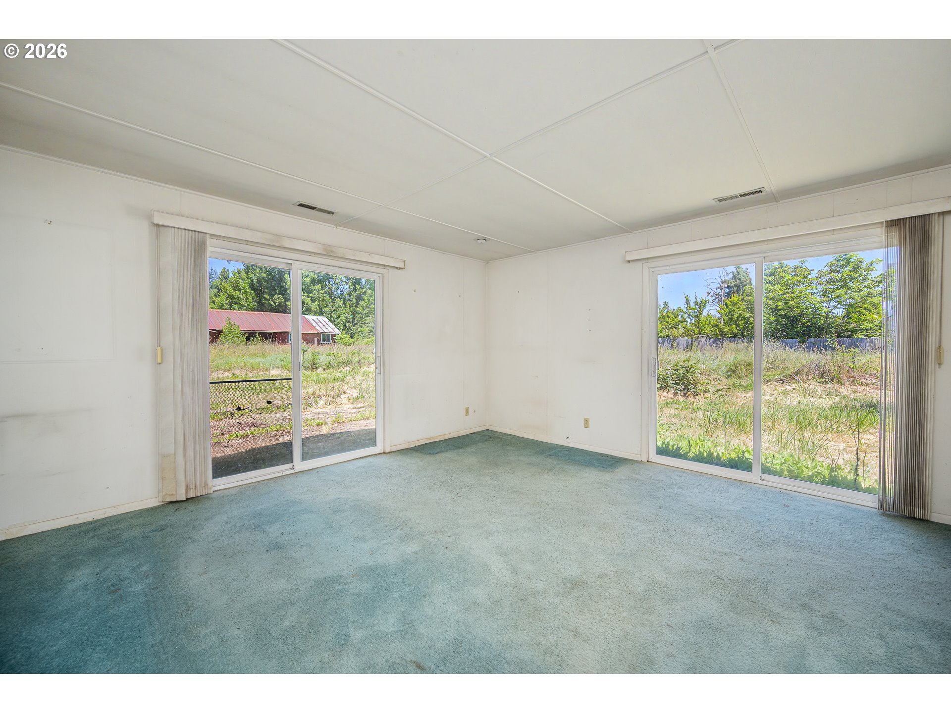 Property photo 18 of 34