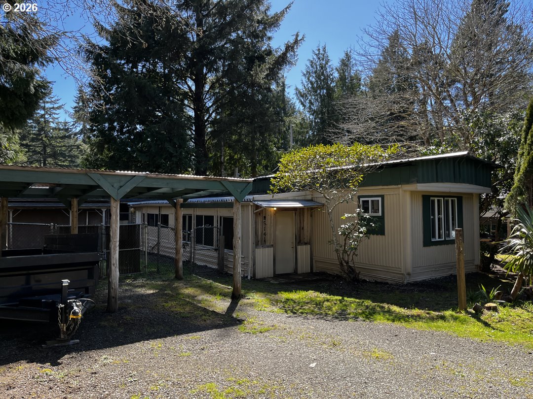 1600 Rhododendron DR UNIT 261, Florence, OR, 97439
