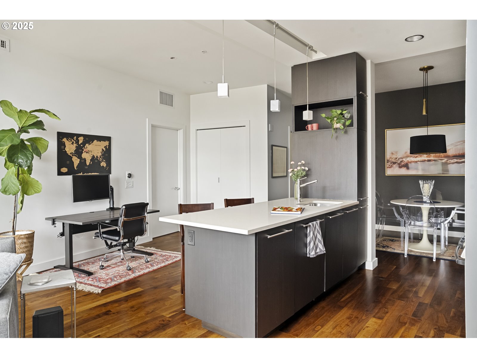 Photo #11: 646320851 Listing: Photo #11