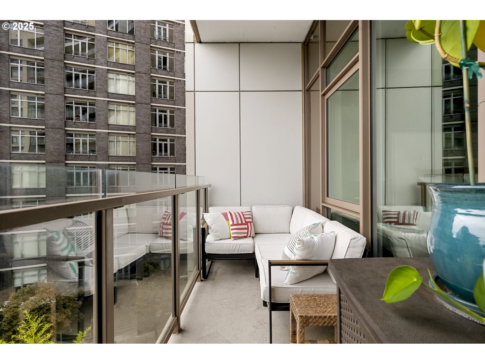 Photo #21: 646320851 Listing: Photo #21