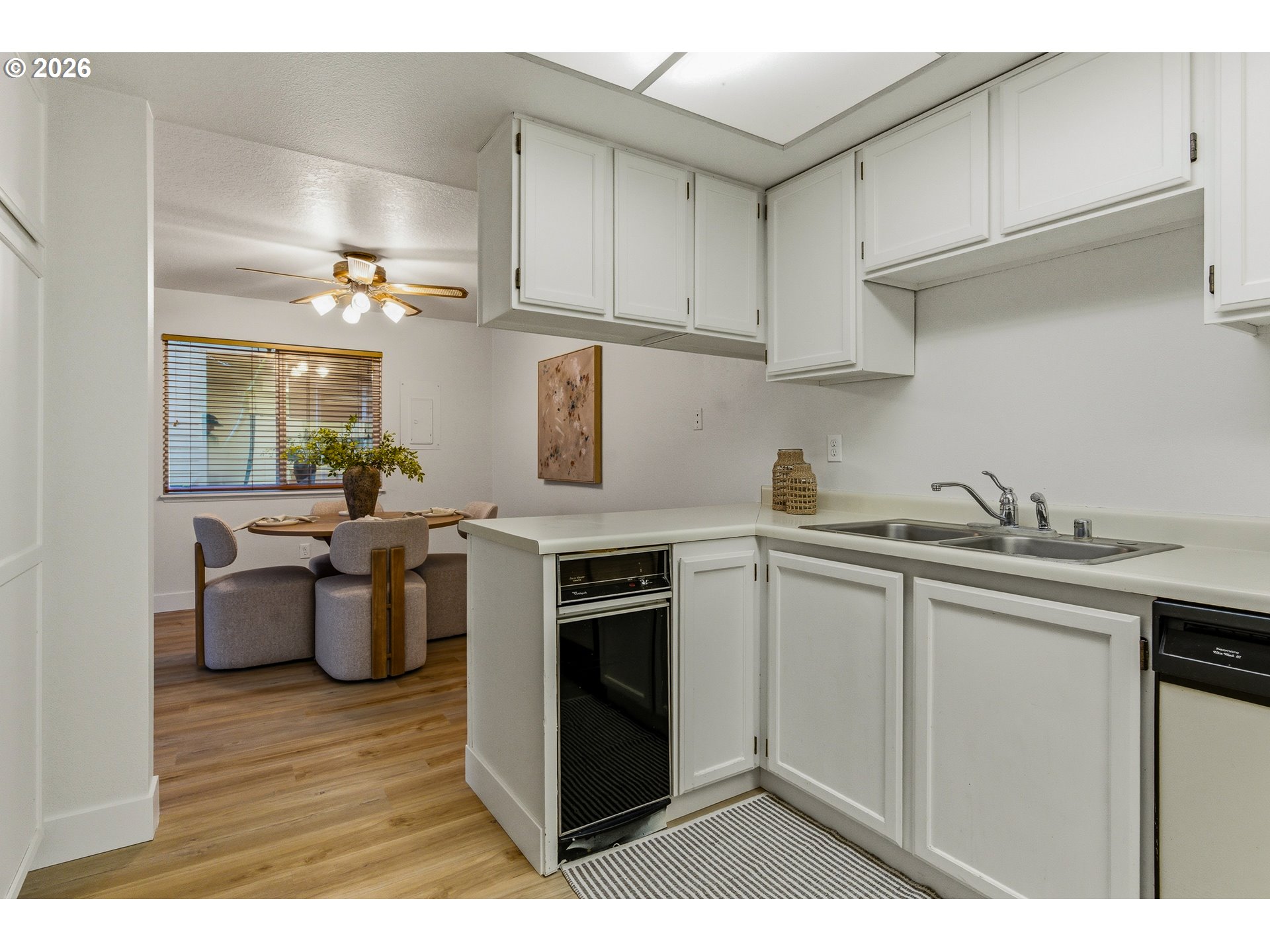 Photo #13: 647748340 Listing: Photo #13