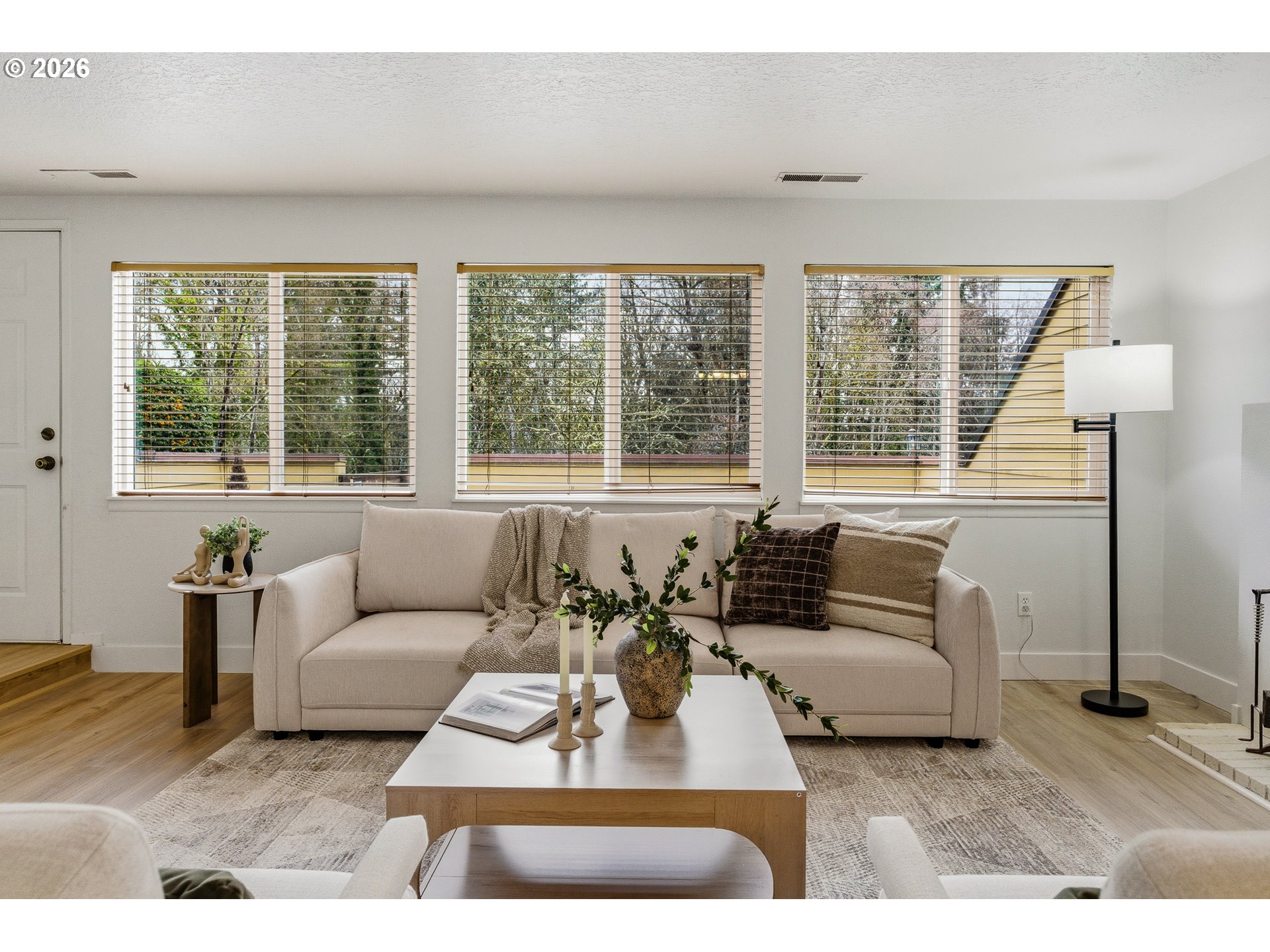 Photo #12: 647748340 Listing: Photo #12