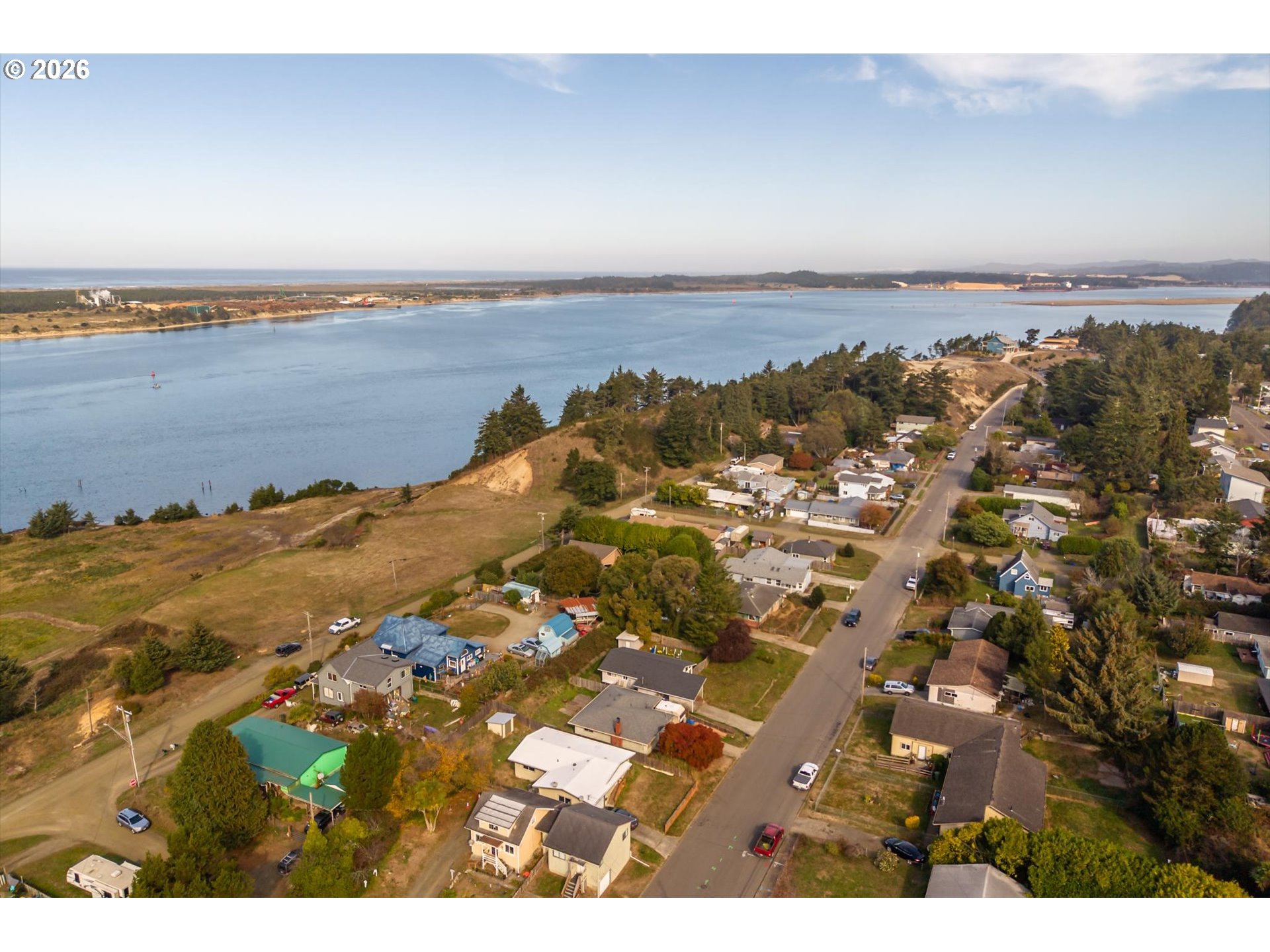 333 N EMPIRE BLVD, Coos Bay, OR 97420
