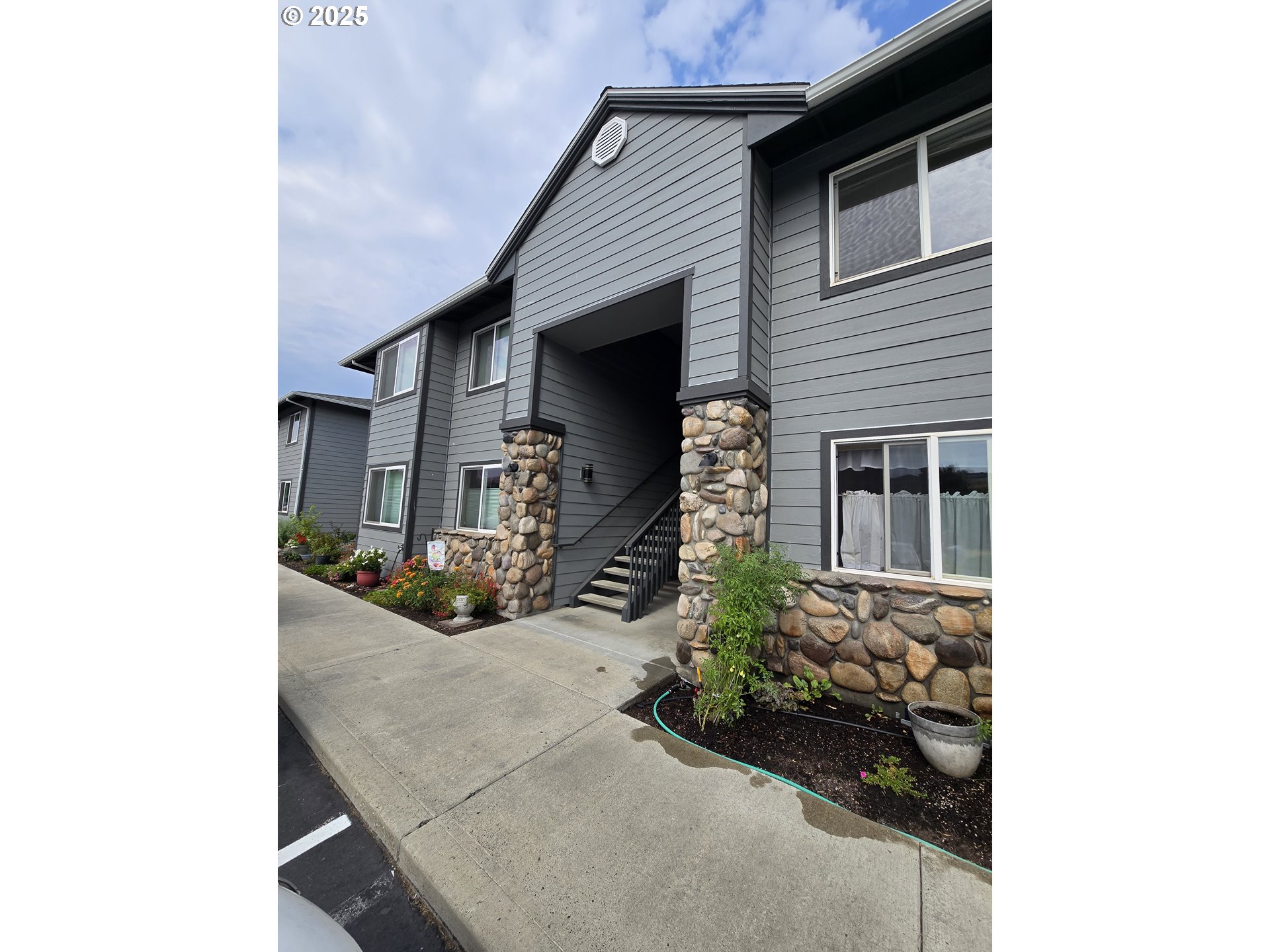 16066 NW FROG LN, Portland, OR, 97229