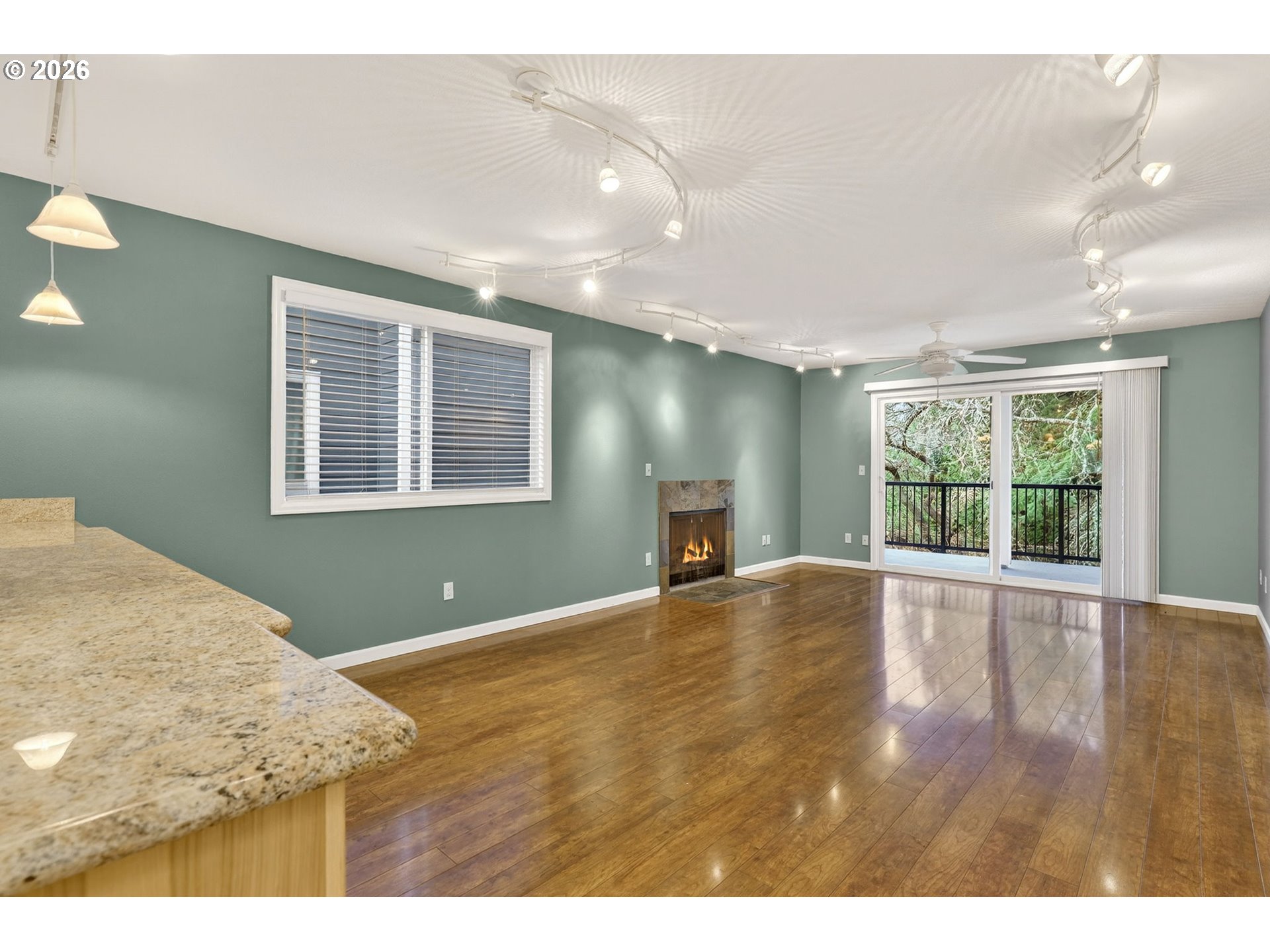 Photo #11: 648877406 Listing: Photo #11