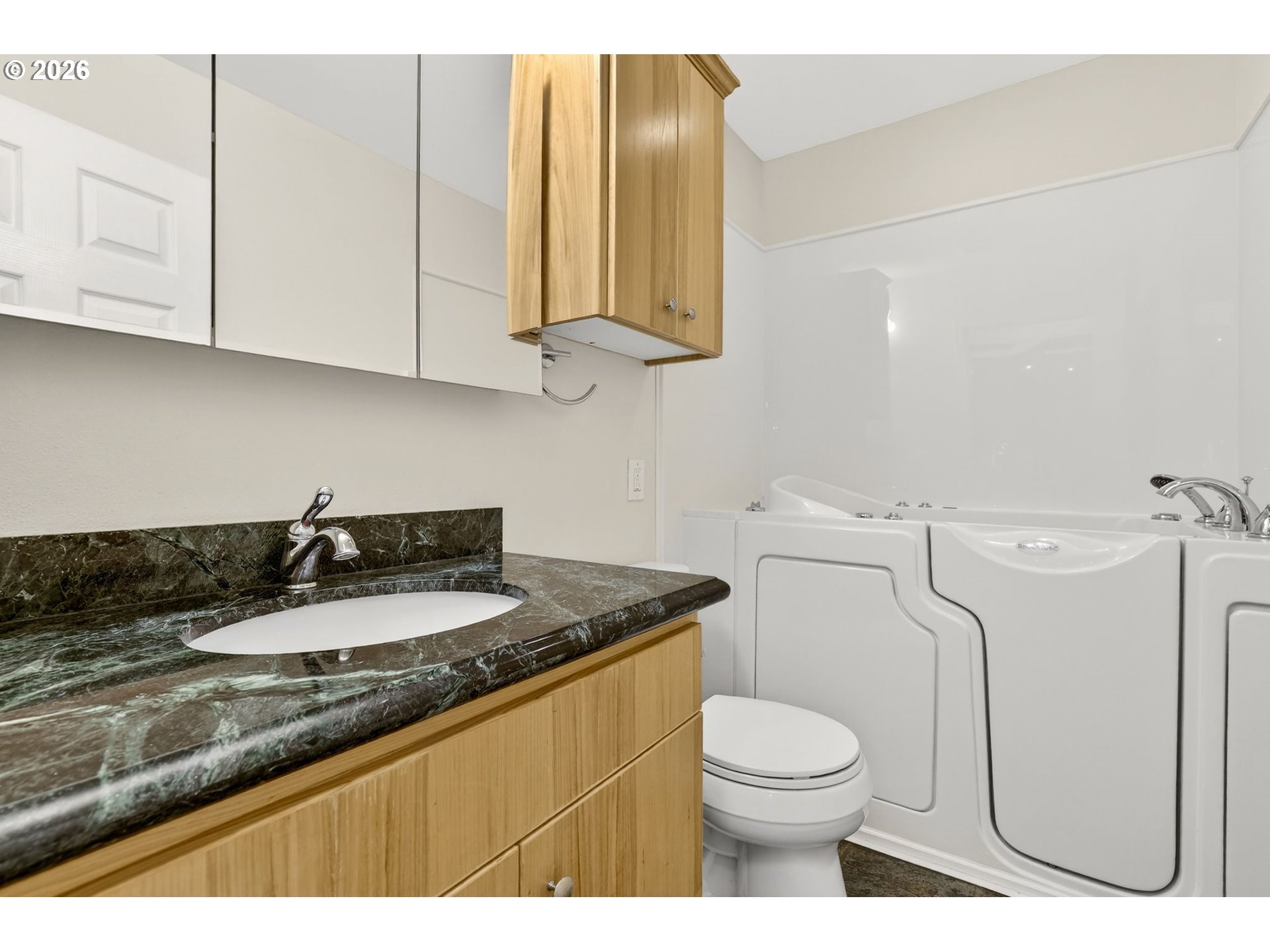 Photo #34: 648877406 Listing: Photo #34