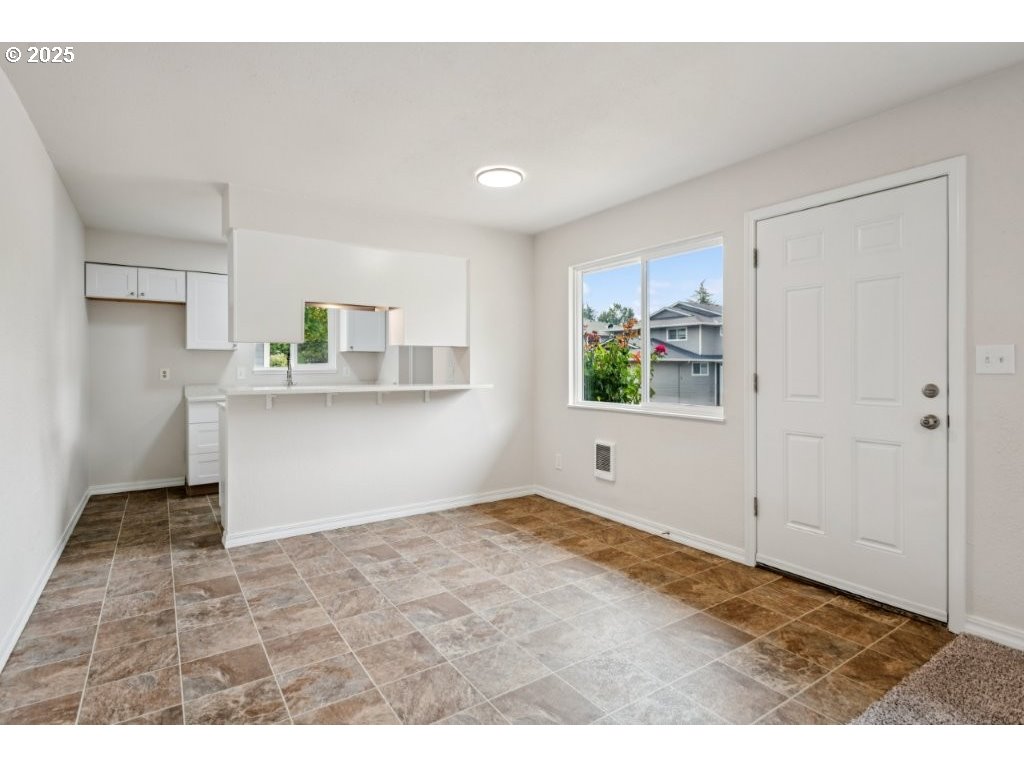 Photo #14: 648893201 Listing: Photo #14