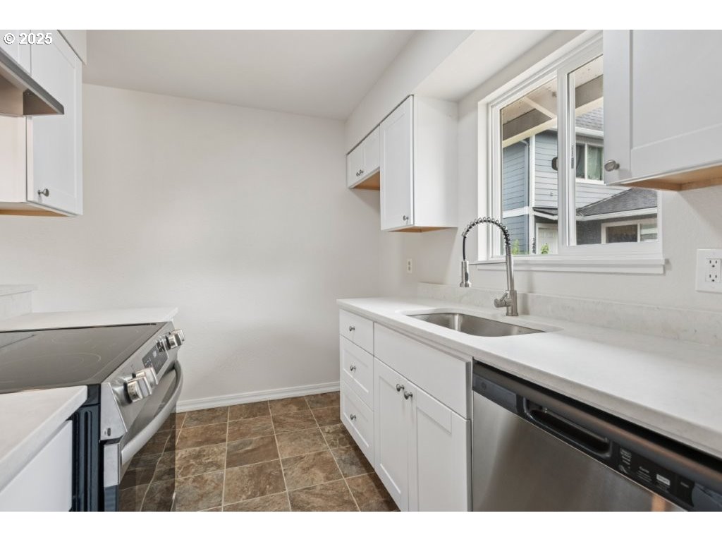 Photo #18: 648893201 Listing: Photo #18