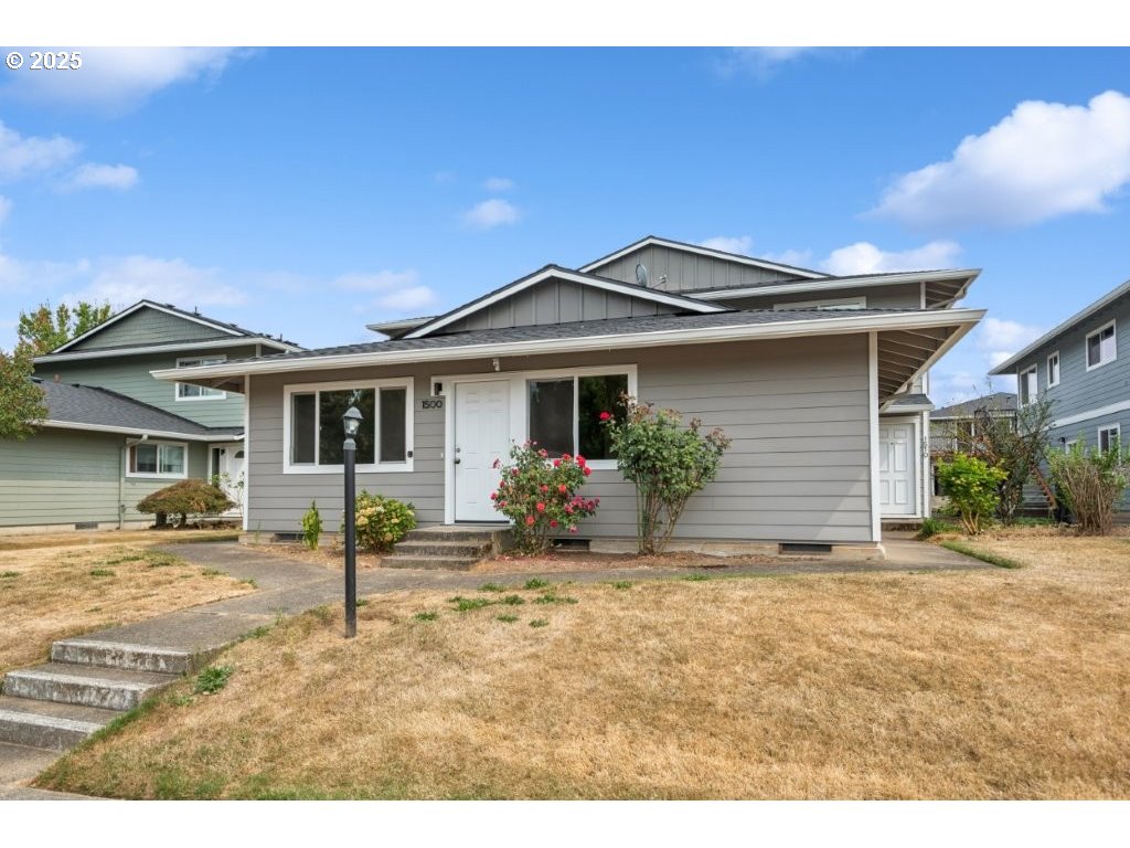 Photo #2: 648893201 Listing 