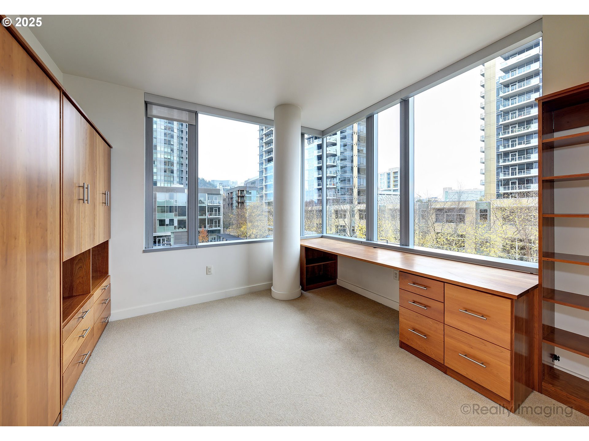 Photo #17: 649085343 Listing: Photo #17