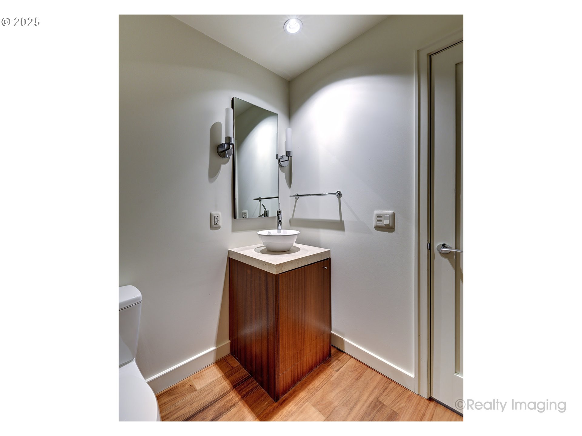 Photo #22: 649085343 Listing: Photo #22