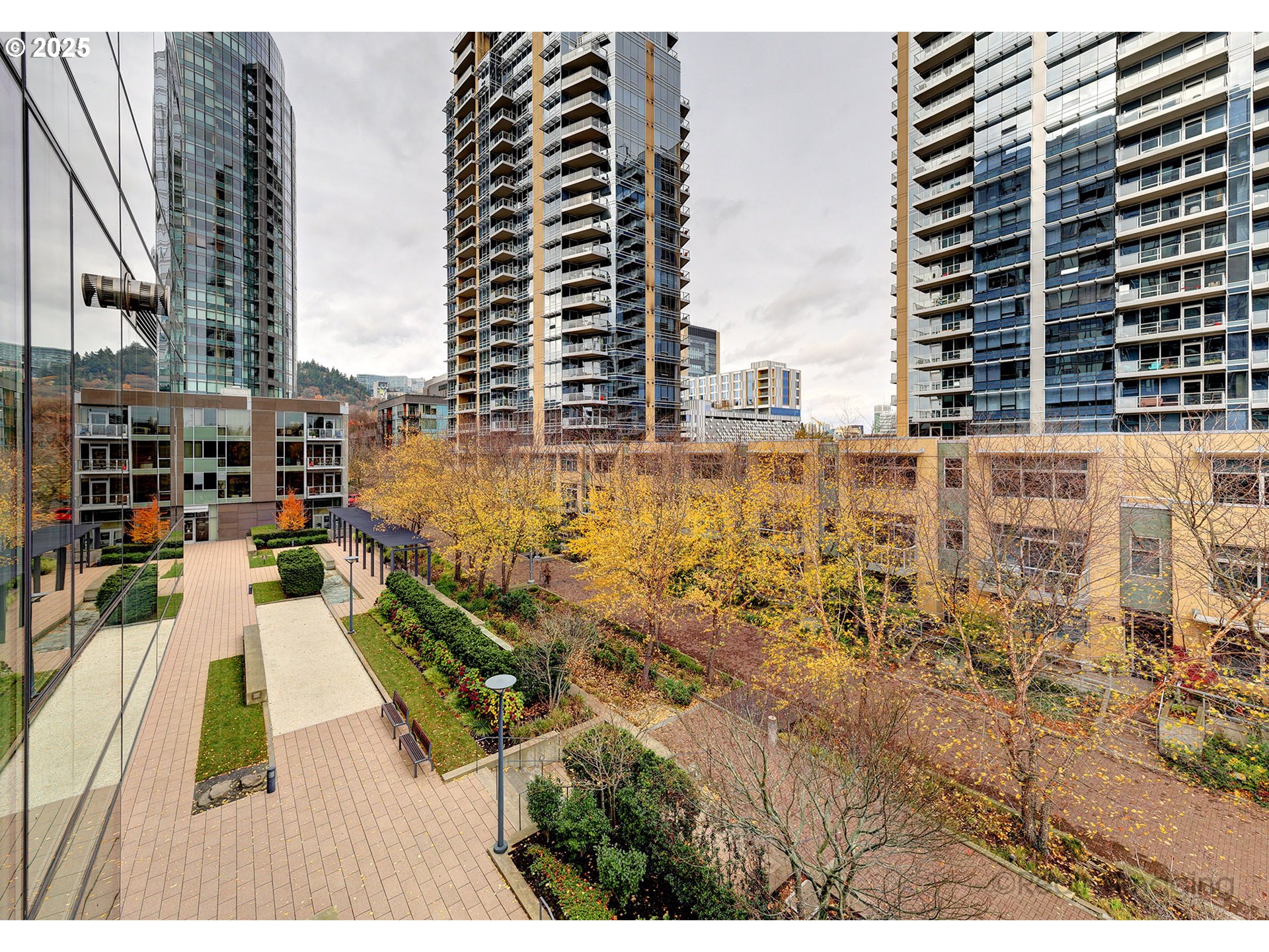 Photo #28: 649085343 Listing: Photo #28