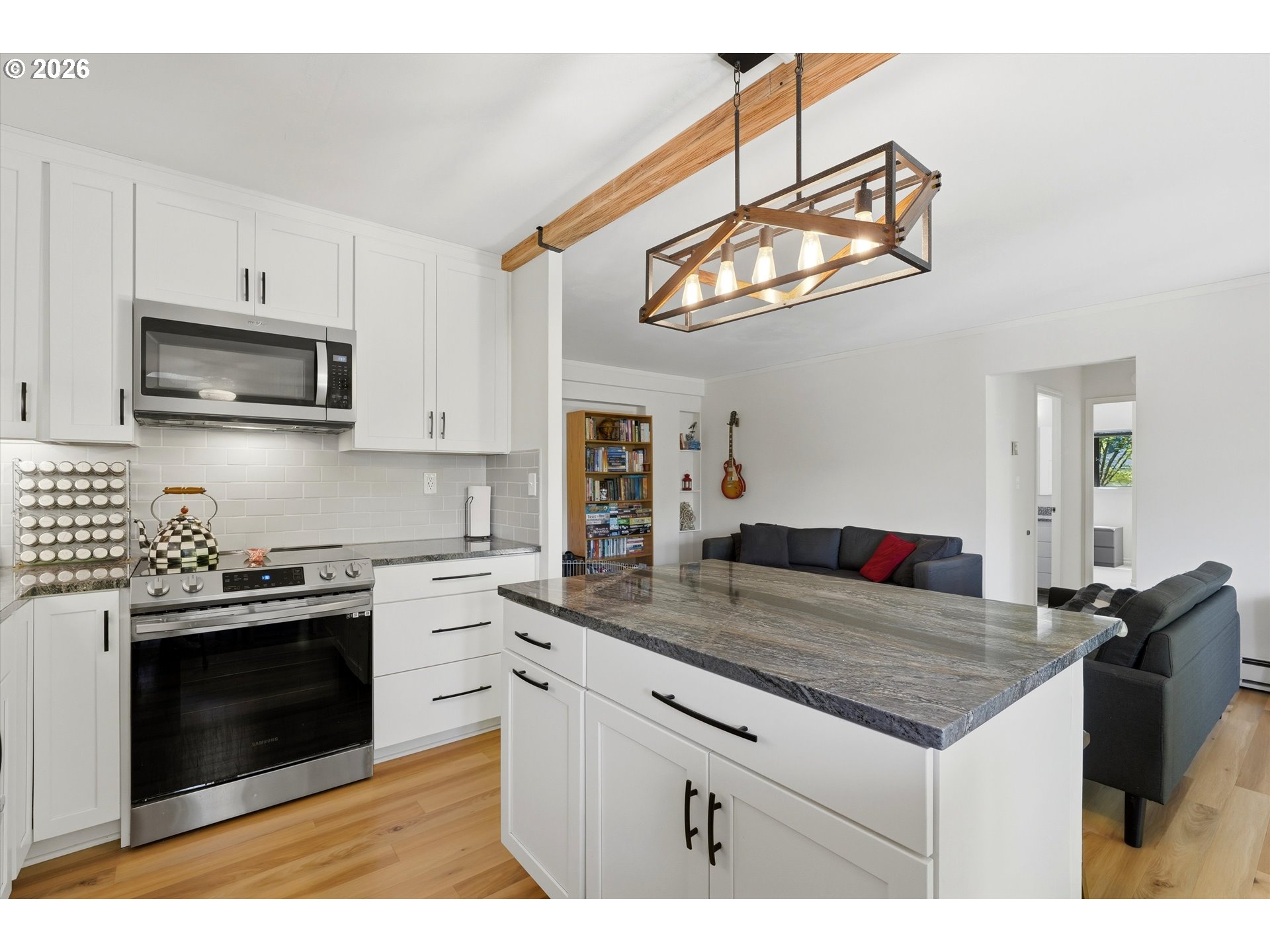 Photo #16: 649127040 Listing: Photo #16