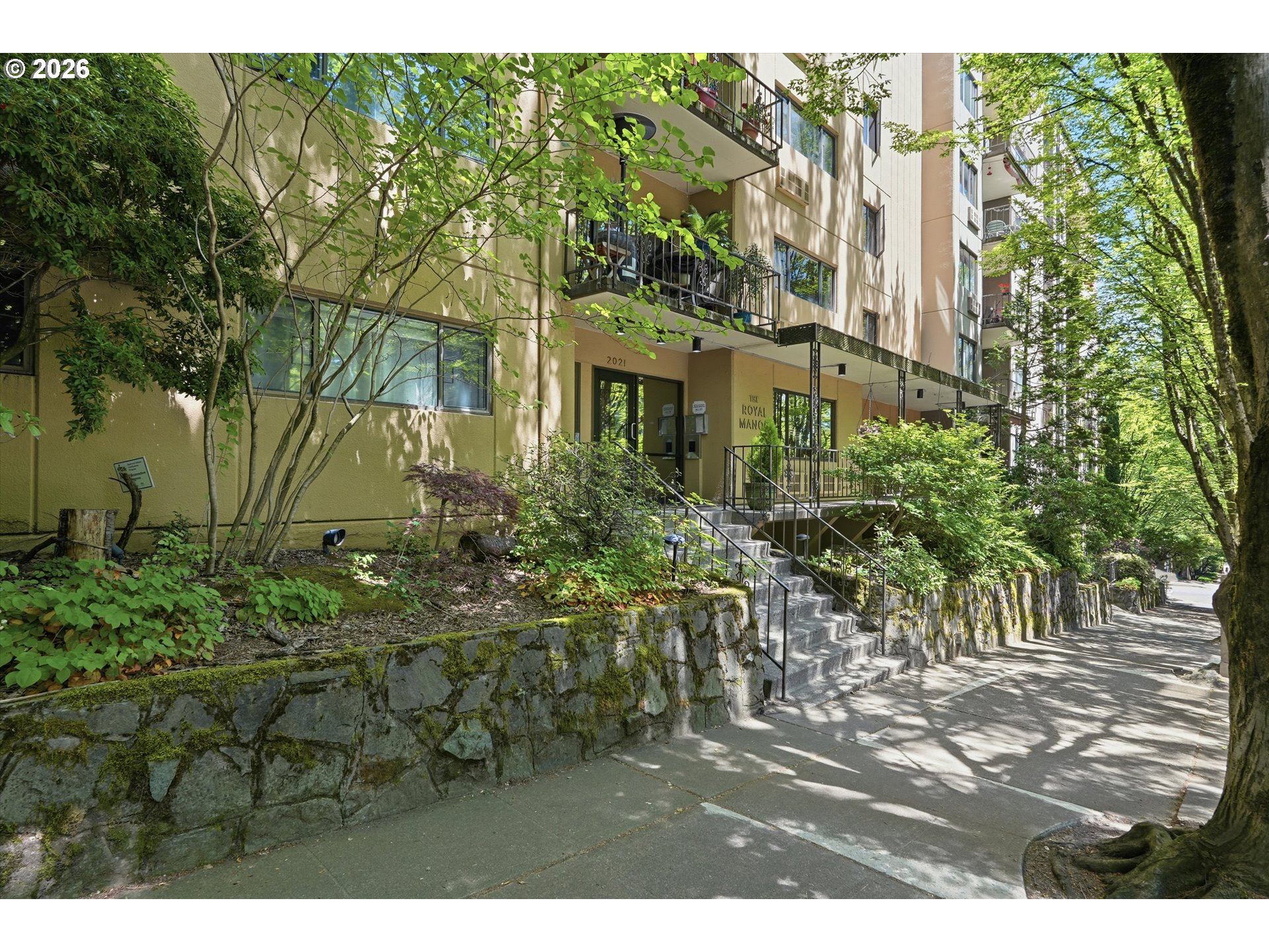 Photo #2: 649127040 Listing: Photo #2