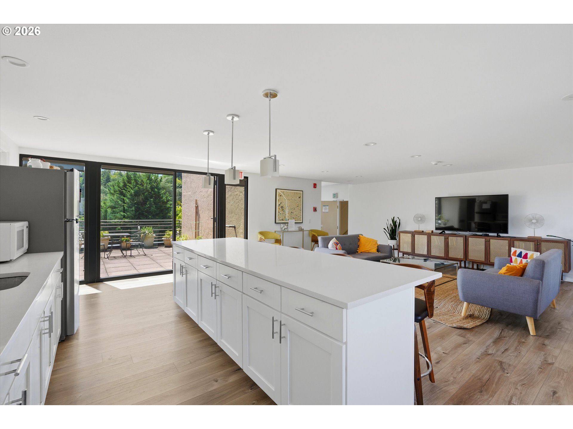 Photo #9: 649127040 Listing: Photo #9