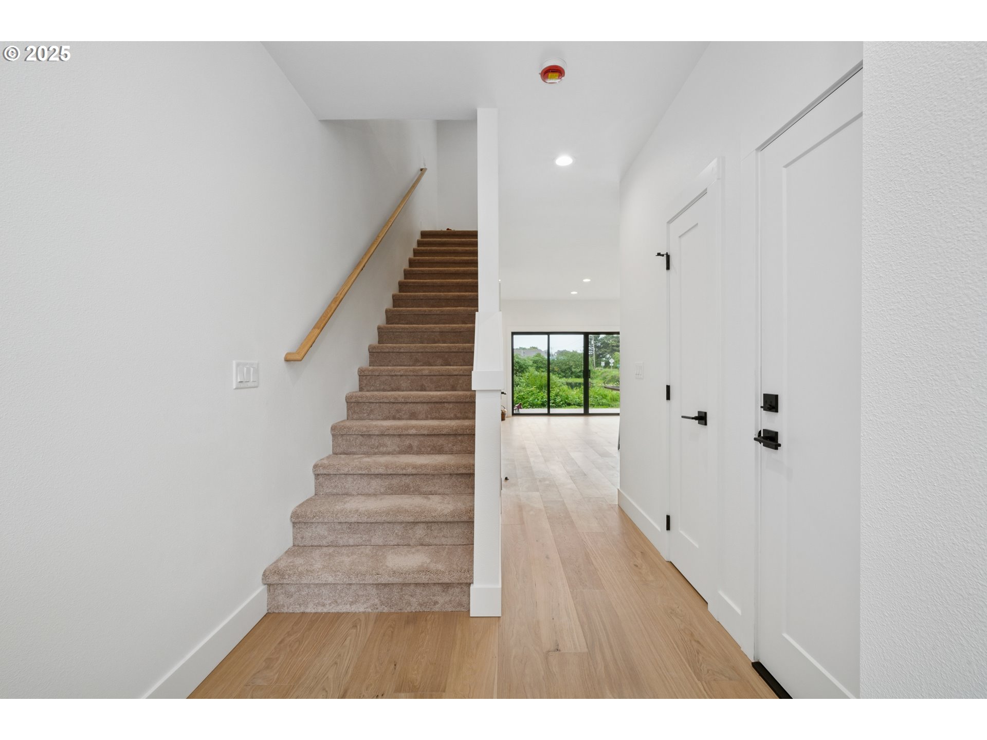 42 Washington ST, Rockaway Beach, OR, 97136