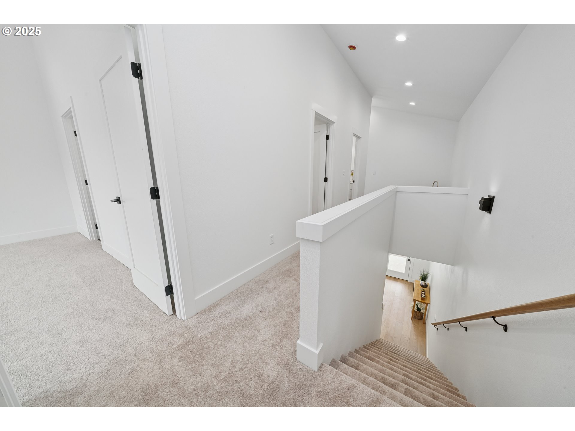 42 Washington ST, Rockaway Beach, OR, 97136