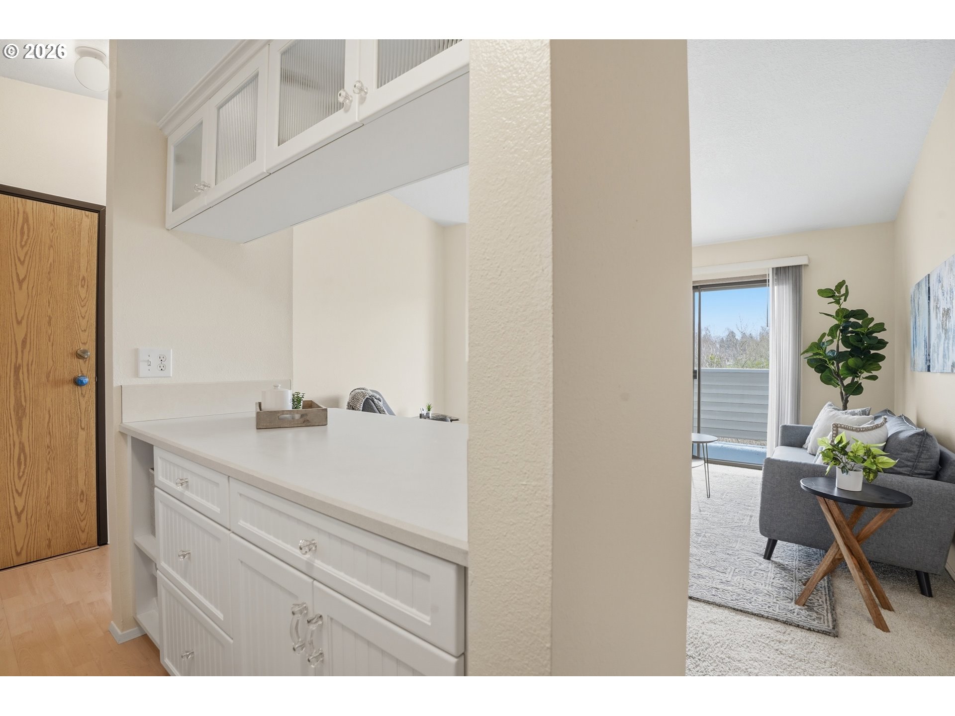 Photo #11: 649295935 Listing: Photo #11