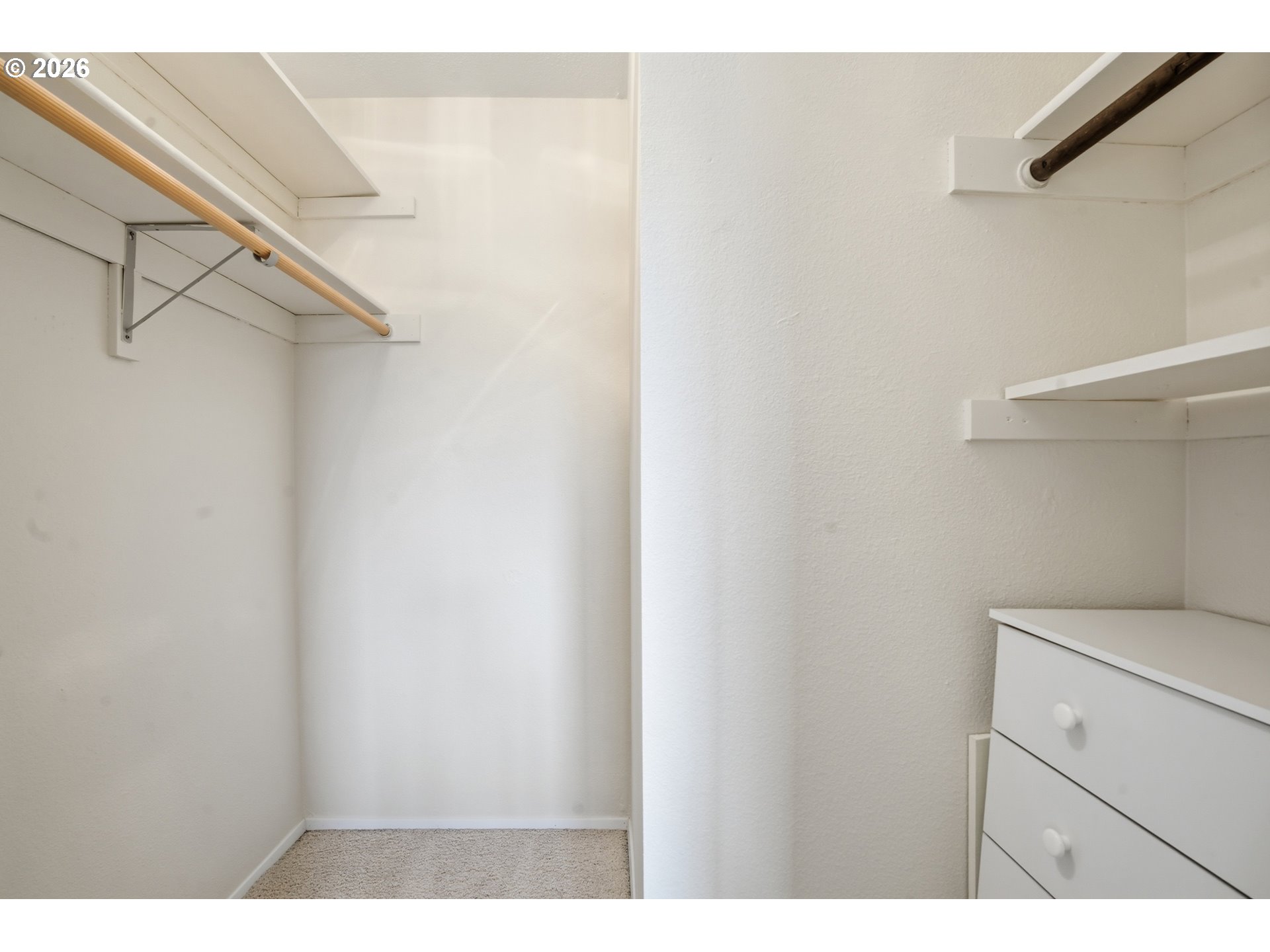 Photo #19: 649295935 Listing: Photo #19