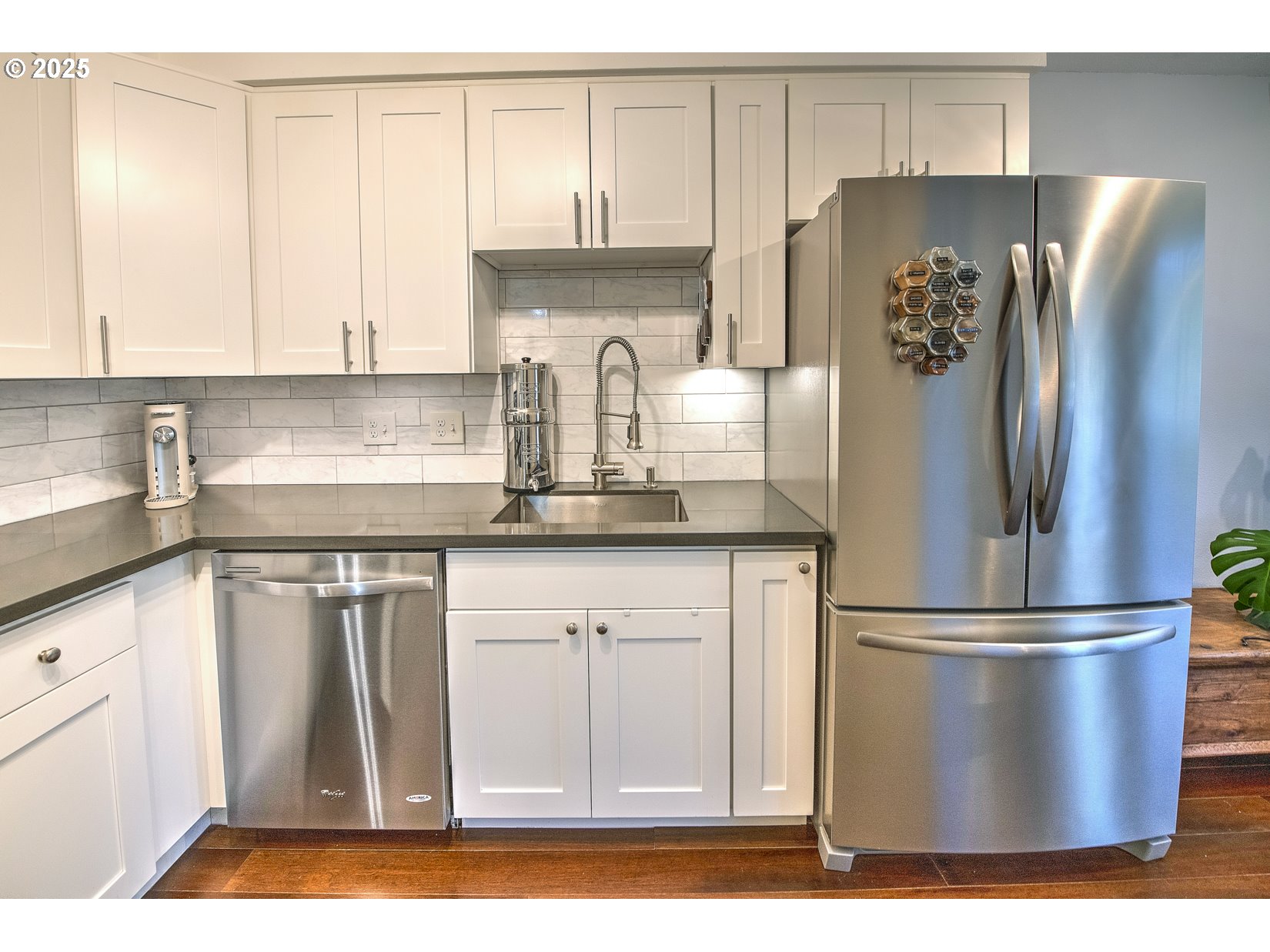 Photo #8: 650936704 Listing: Photo #8