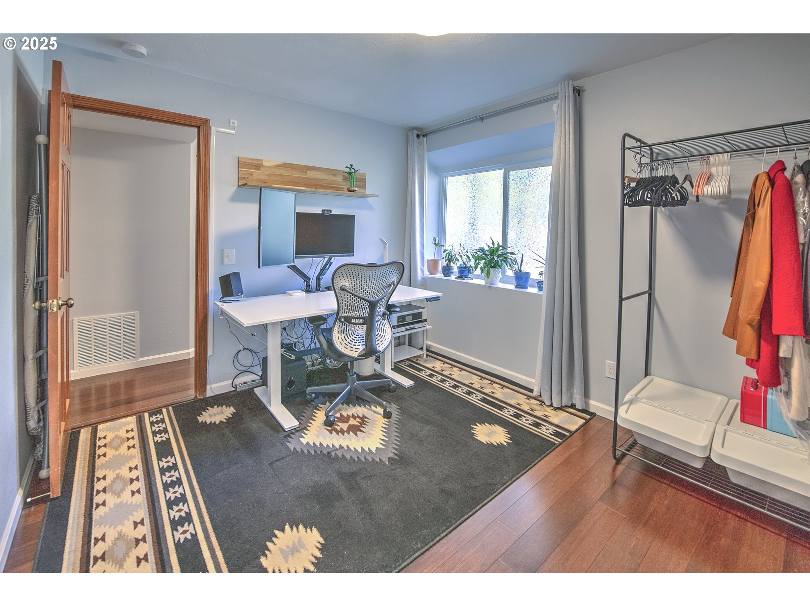 Photo #6: 650936704 Listing 