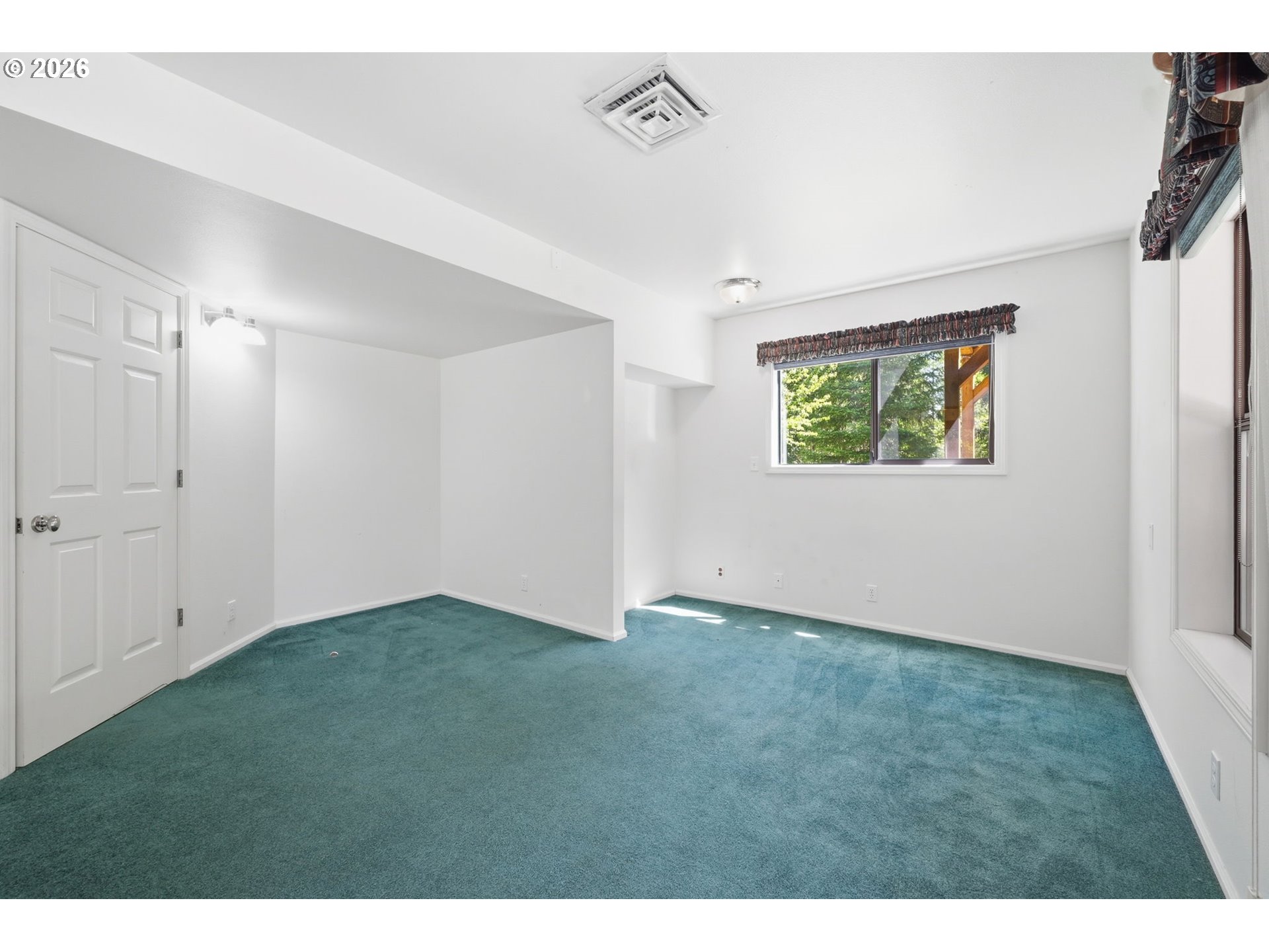 Property photo 22 of 48