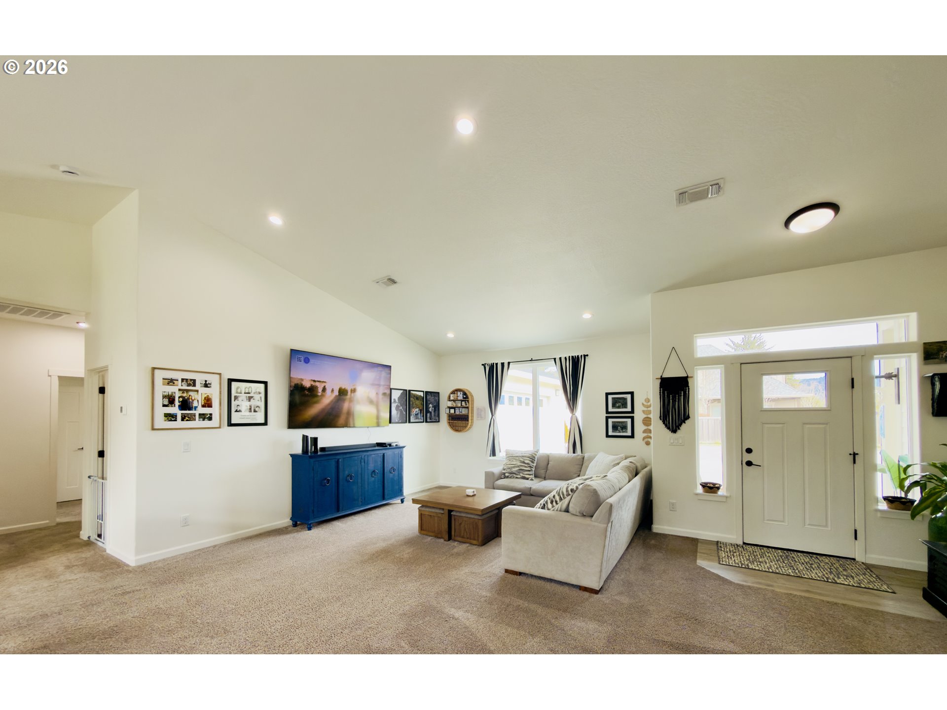 7205 EDGE CLIFF DR, Brookings, OR, 97415