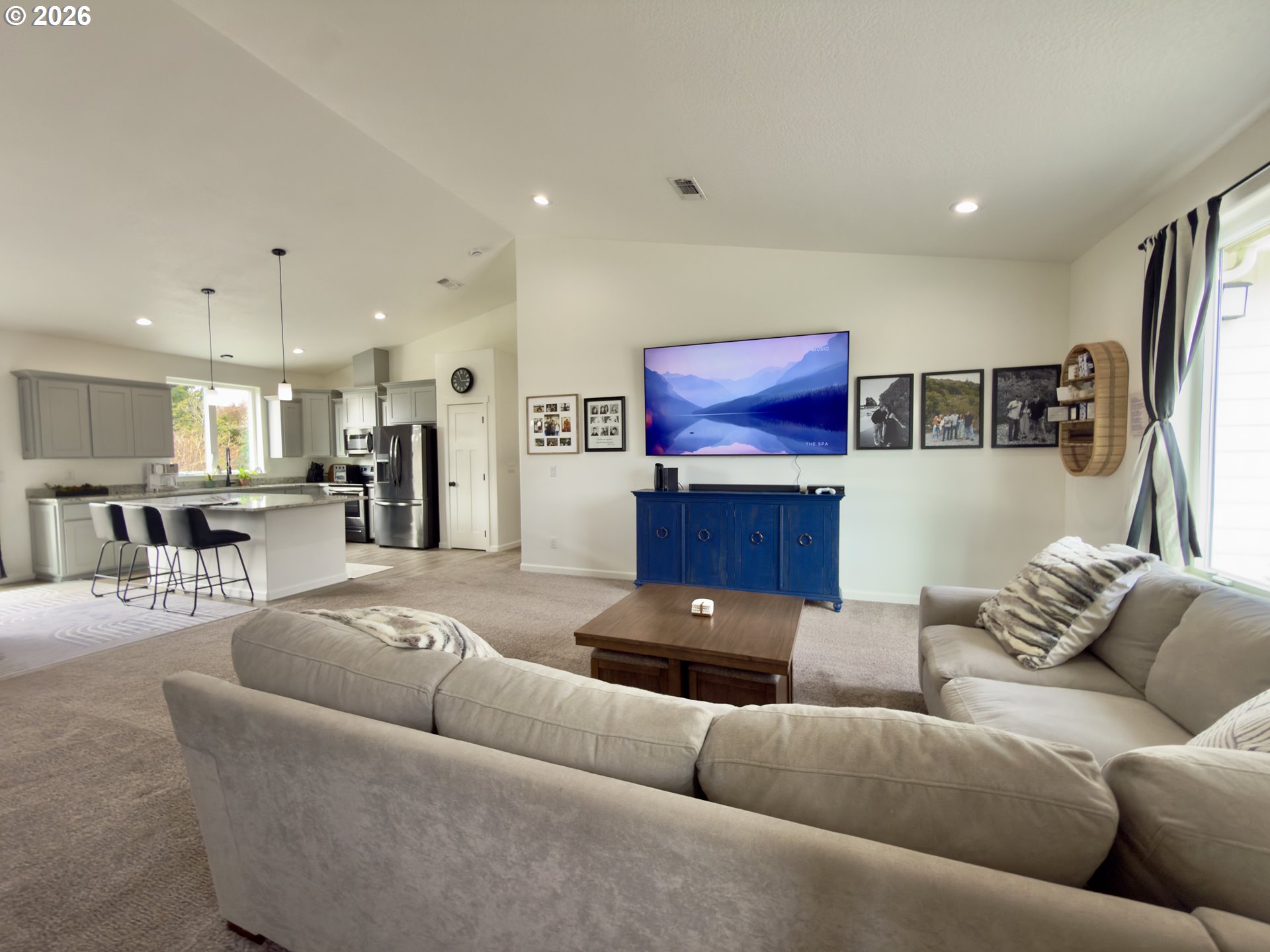 7205 EDGE CLIFF DR, Brookings, OR, 97415