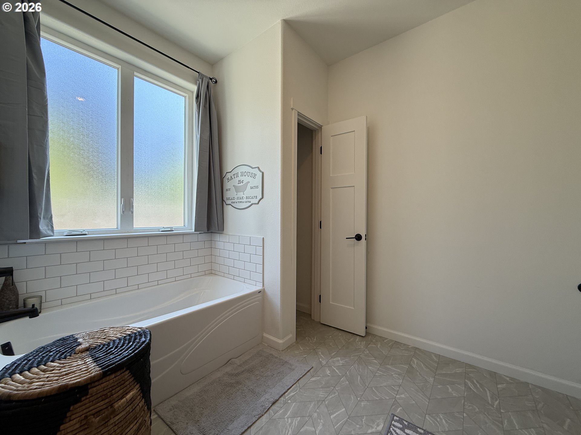 7205 EDGE CLIFF DR, Brookings, OR, 97415