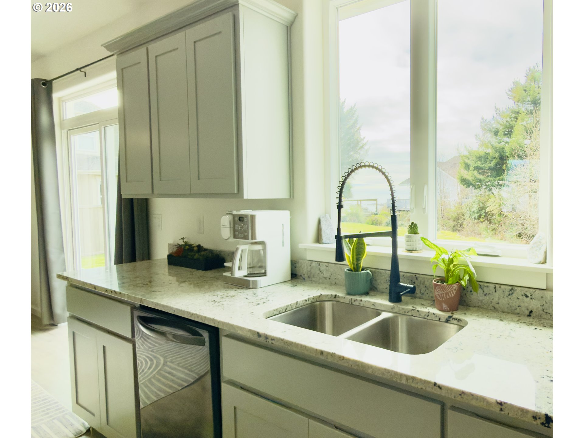 7205 EDGE CLIFF DR, Brookings, OR, 97415