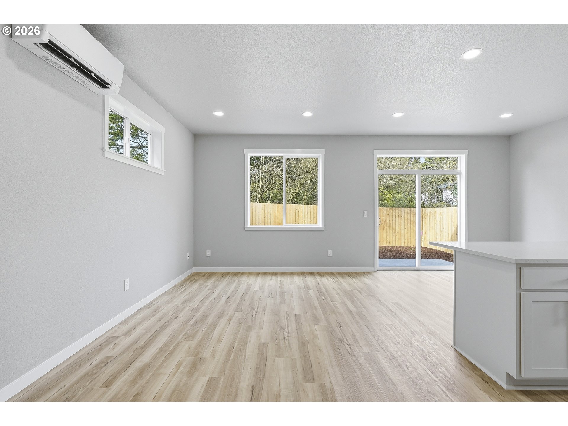 Photo #9: 651529230 Listing: Photo #9