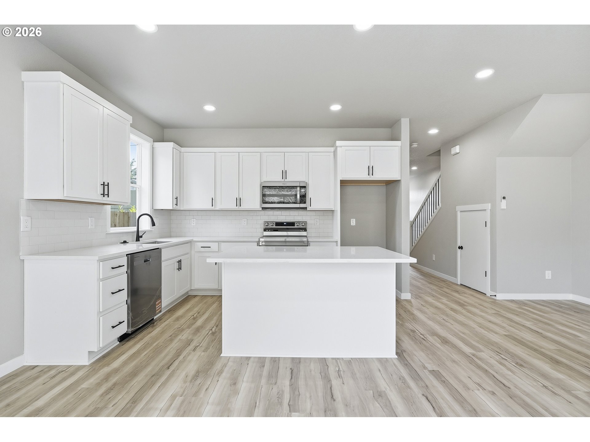 Photo #16: 651529230 Listing: Photo #16